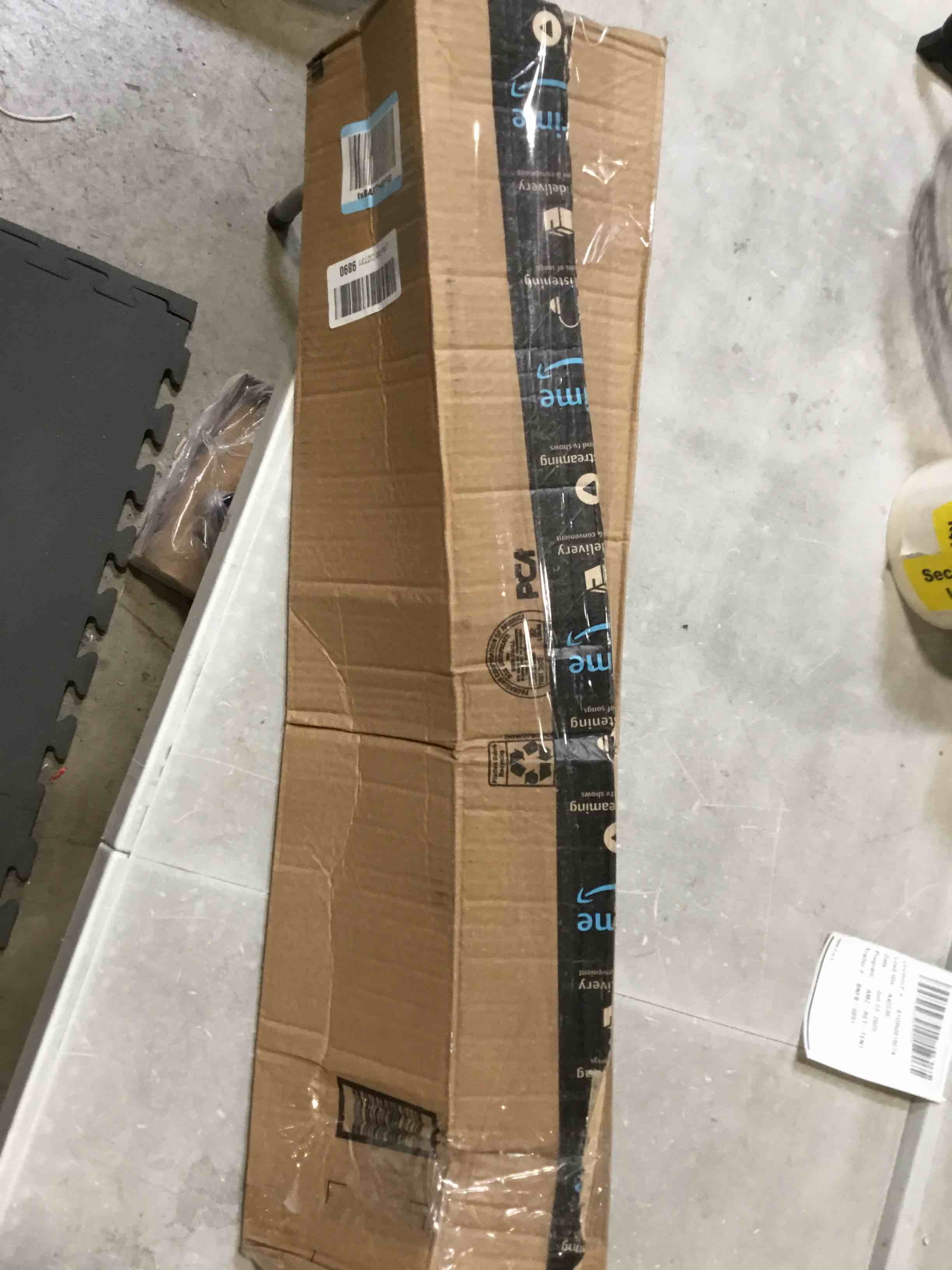 https://s3.amazonaws.com/lotting-images-prod/bidfta/TEA2812587_1751035505596.jpeg