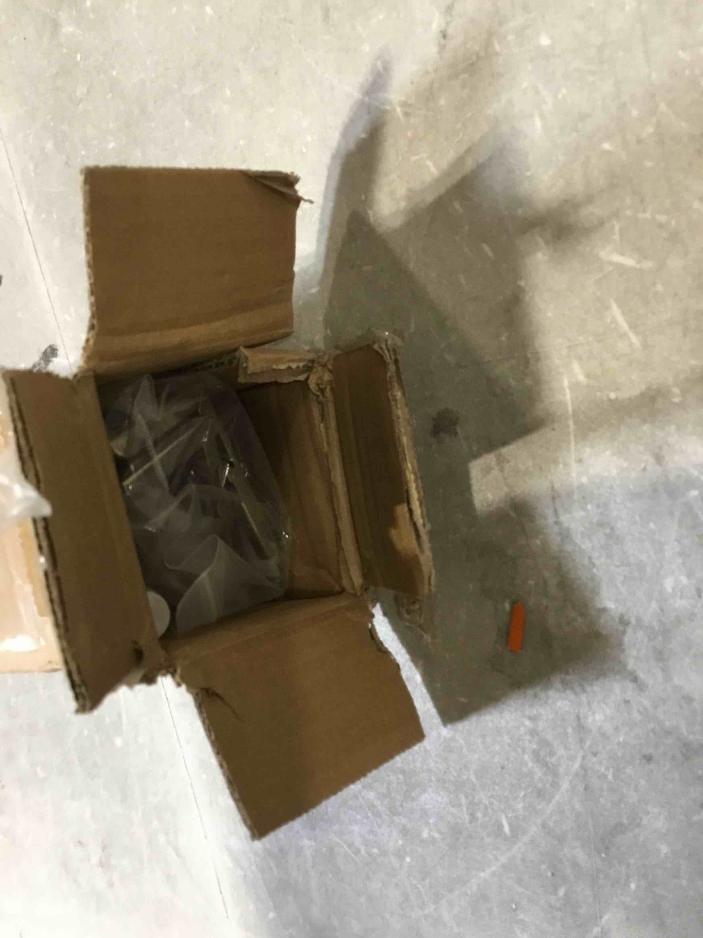 https://s3.amazonaws.com/lotting-images-prod/bidfta/TEA2812591_1751035843913.jpeg
