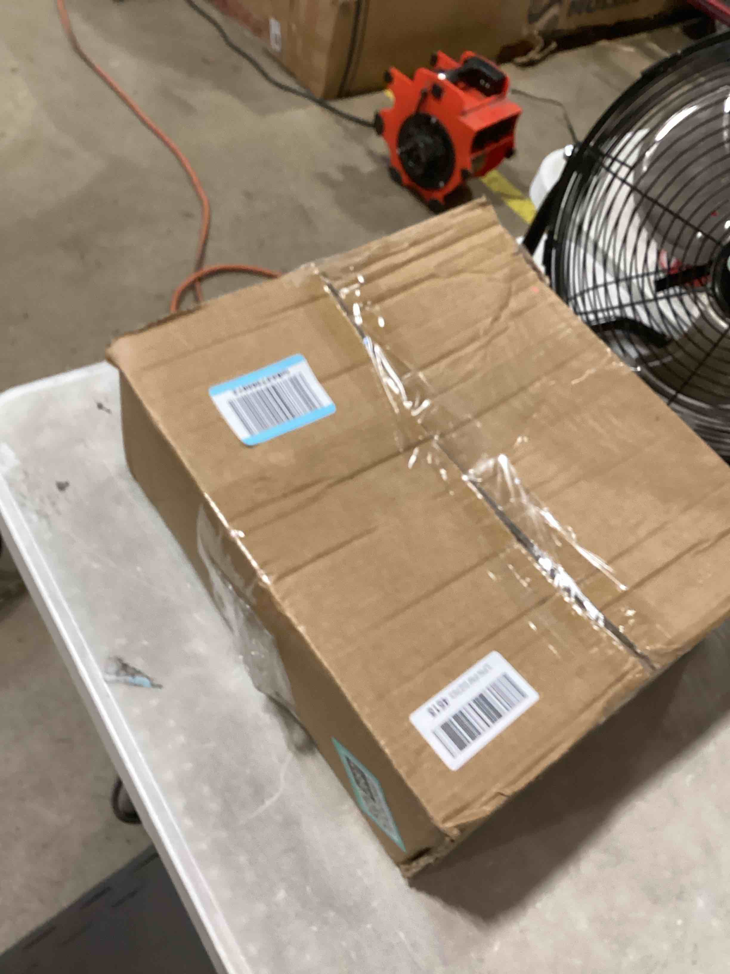https://s3.amazonaws.com/lotting-images-prod/bidfta/TEA2812687_1751286757056.jpeg