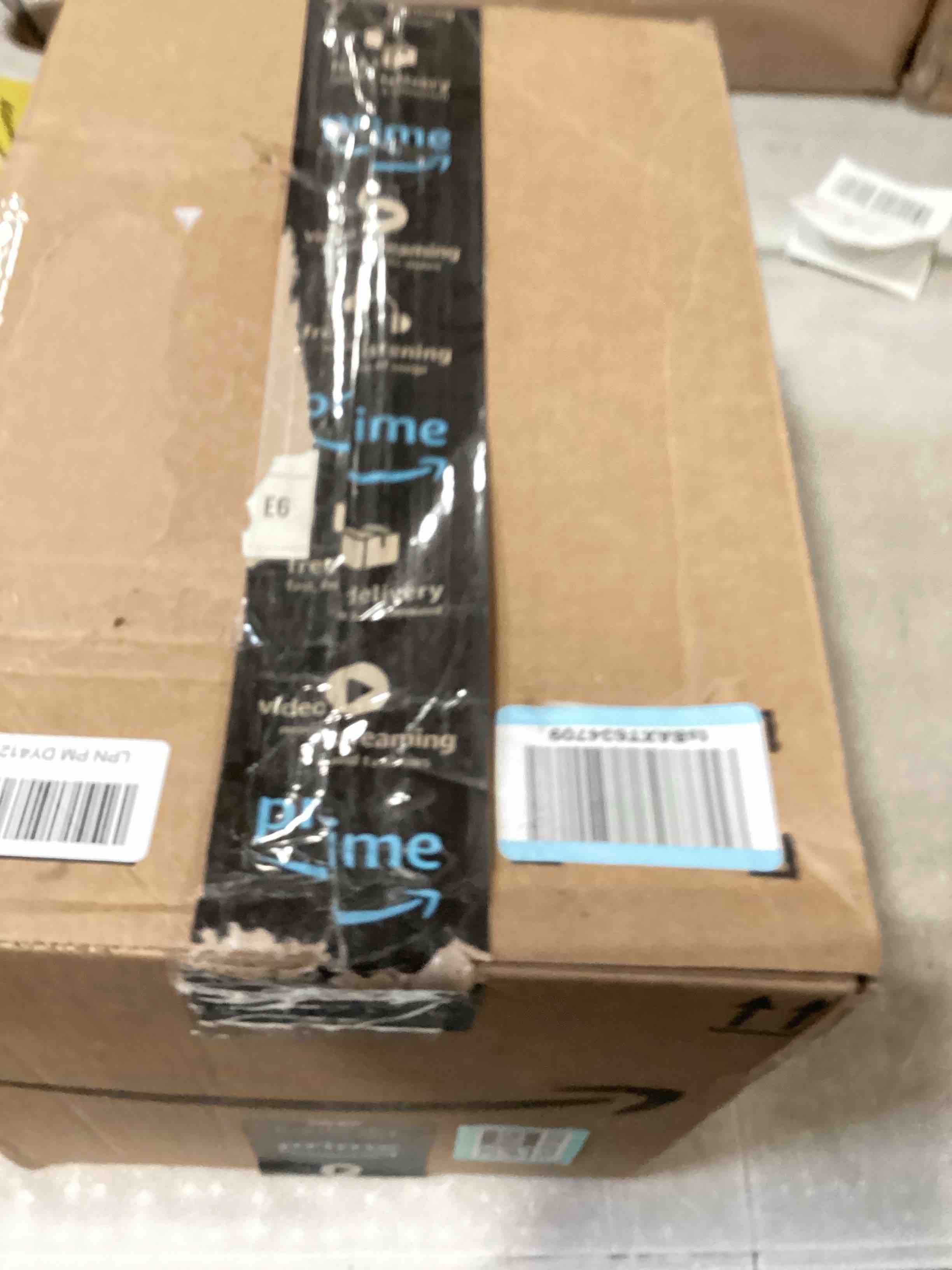 https://s3.amazonaws.com/lotting-images-prod/bidfta/TEA2813025_1751392245901.jpeg