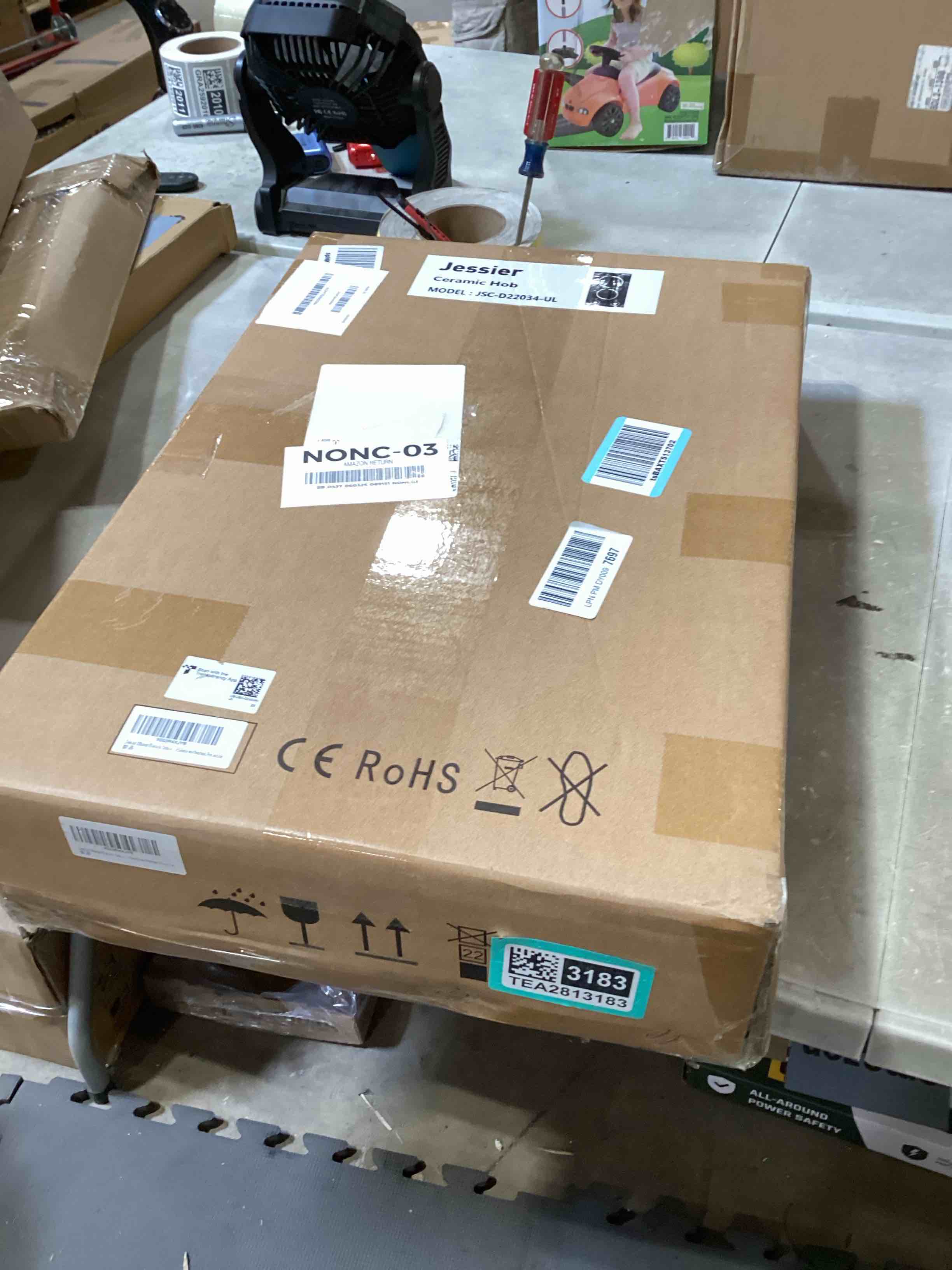 https://s3.amazonaws.com/lotting-images-prod/bidfta/TEA2813183_1751561901077.jpeg