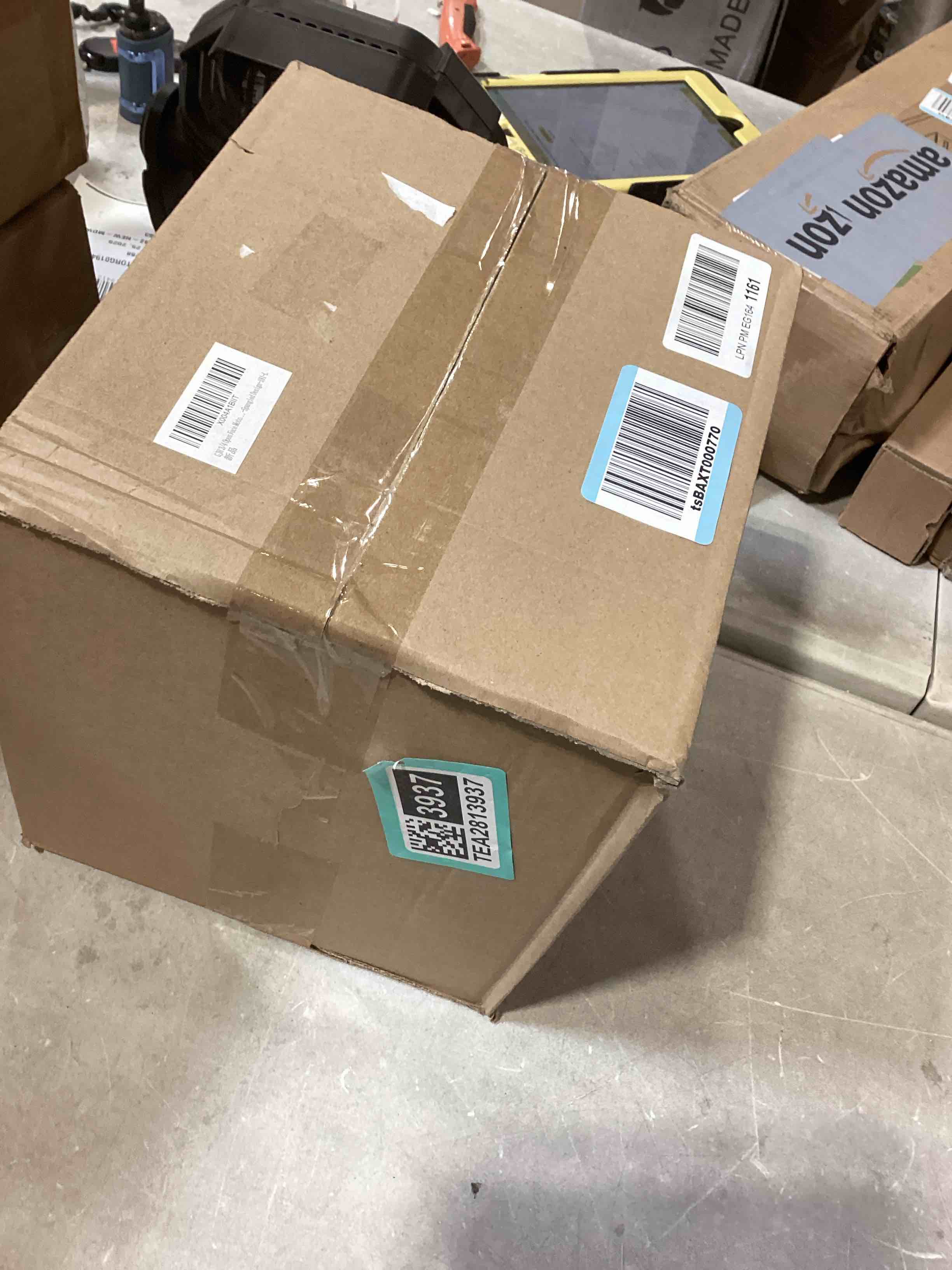 https://s3.amazonaws.com/lotting-images-prod/bidfta/TEA2813937_1751995006239.jpeg
