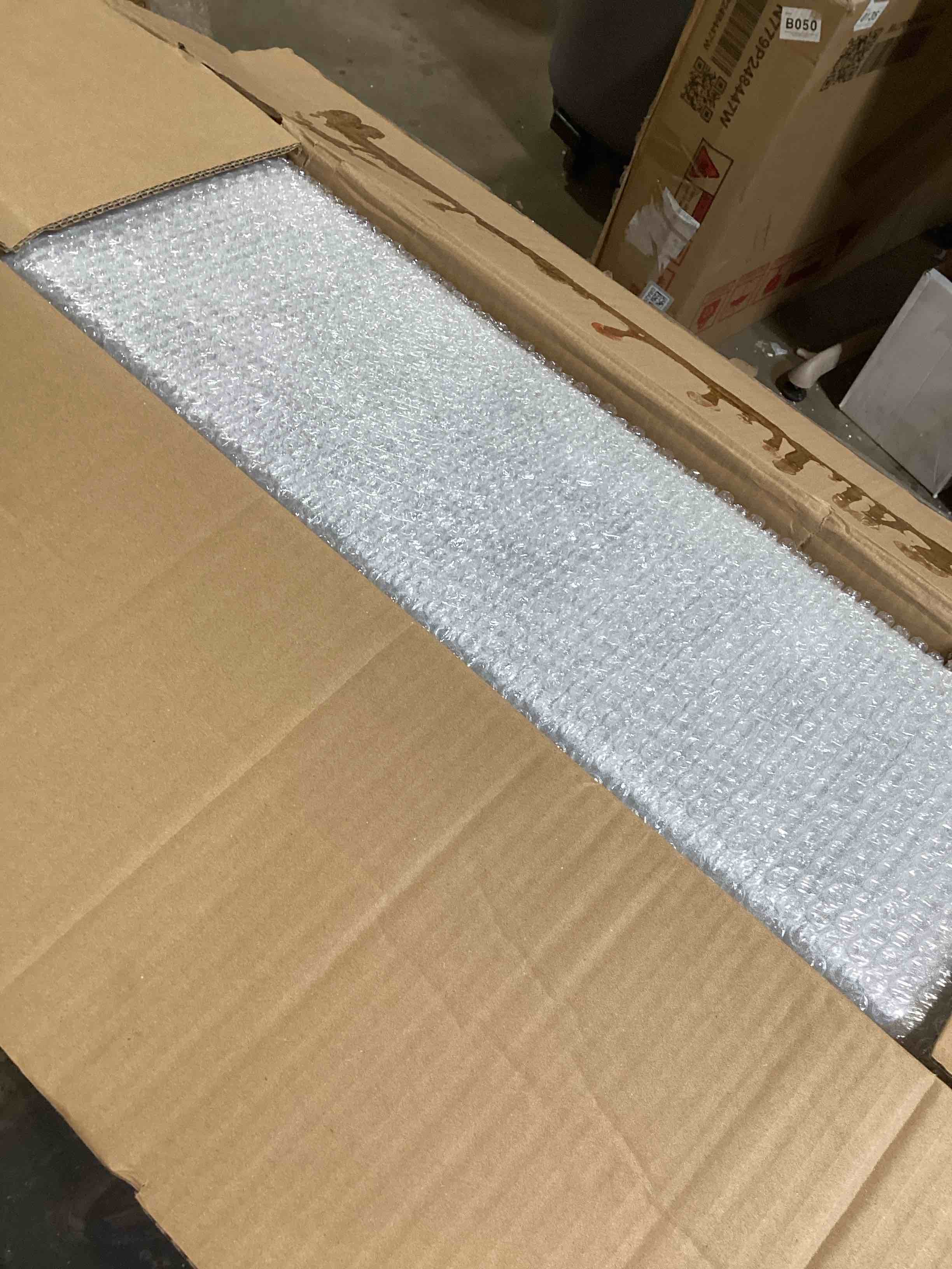 https://s3.amazonaws.com/lotting-images-prod/bidfta/TEA2814525_1752592081154.jpeg