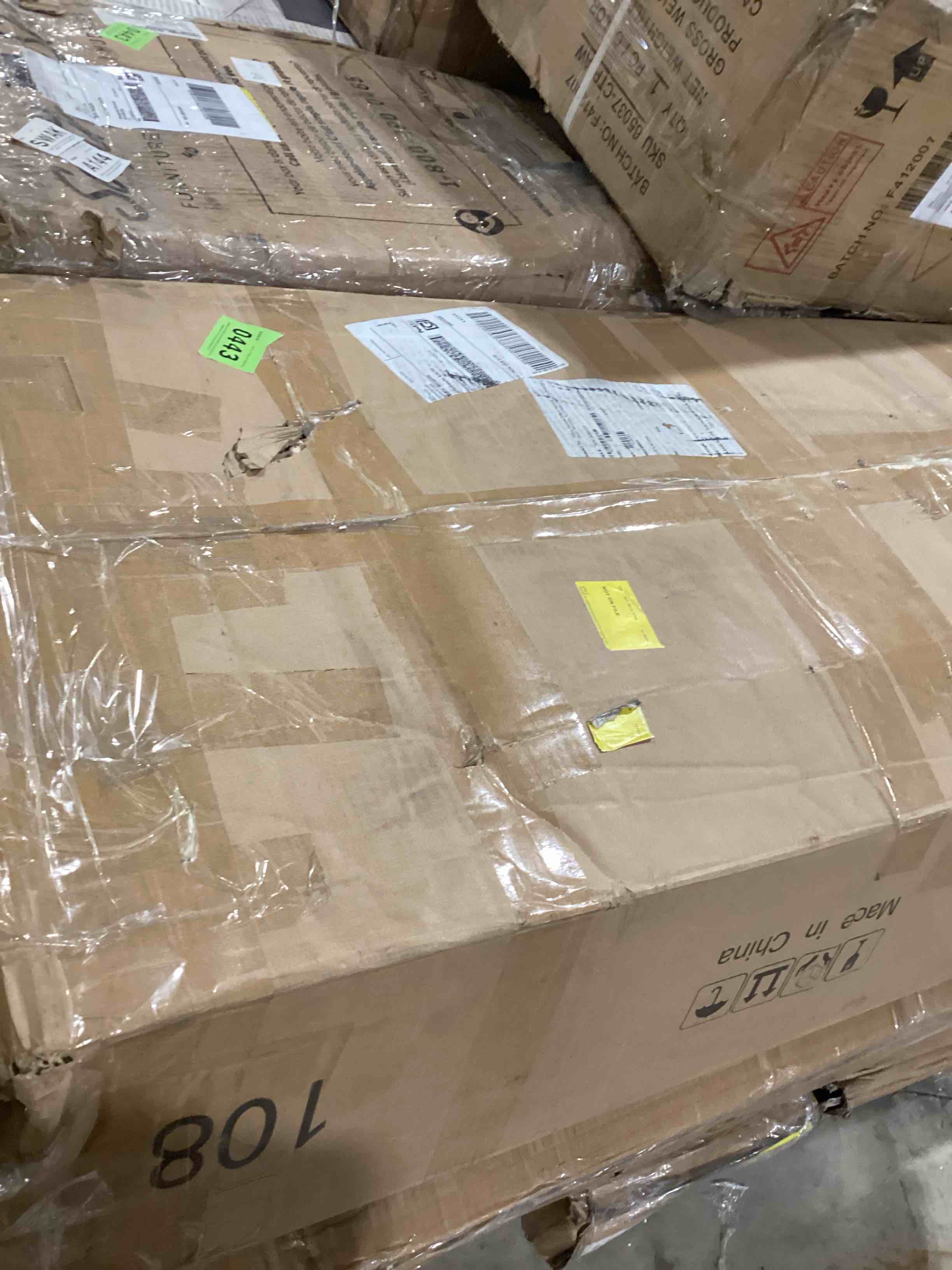 https://s3.amazonaws.com/lotting-images-prod/bidfta/TEA2814650_1752759860607.jpeg