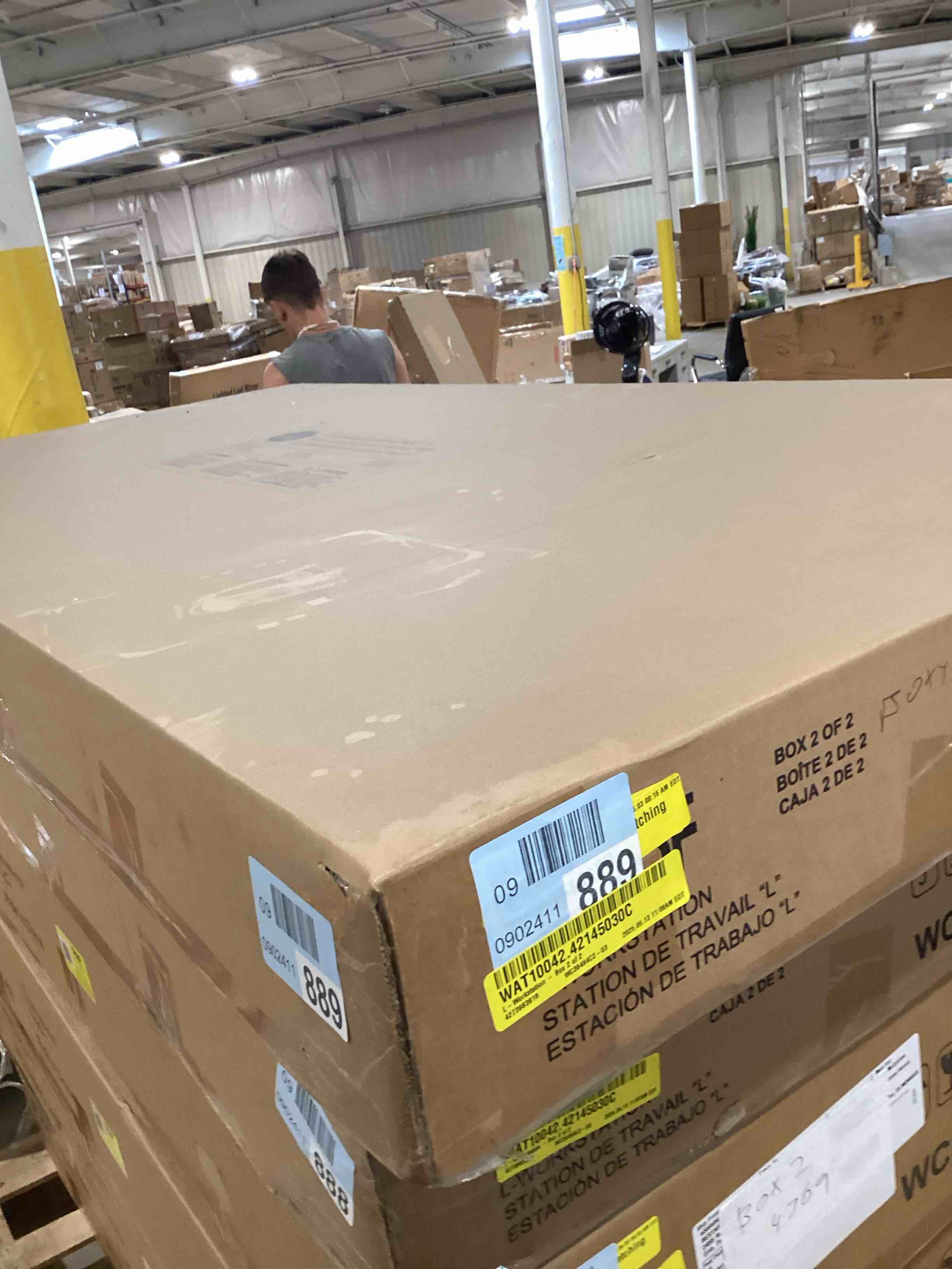 https://s3.amazonaws.com/lotting-images-prod/bidfta/TEA2814768_1752850834219.jpeg