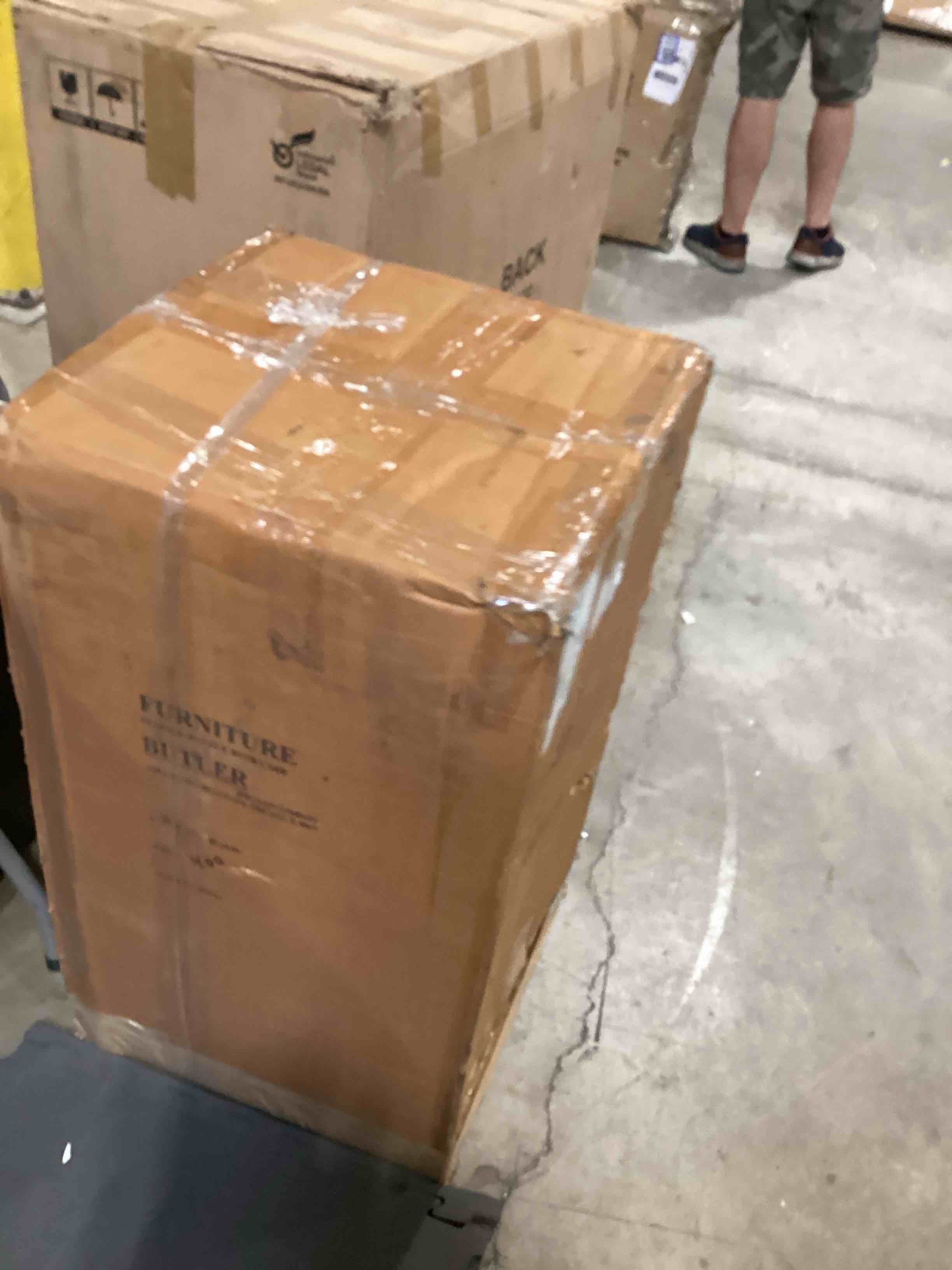 https://s3.amazonaws.com/lotting-images-prod/bidfta/TEA2814785_1752858220919.jpeg