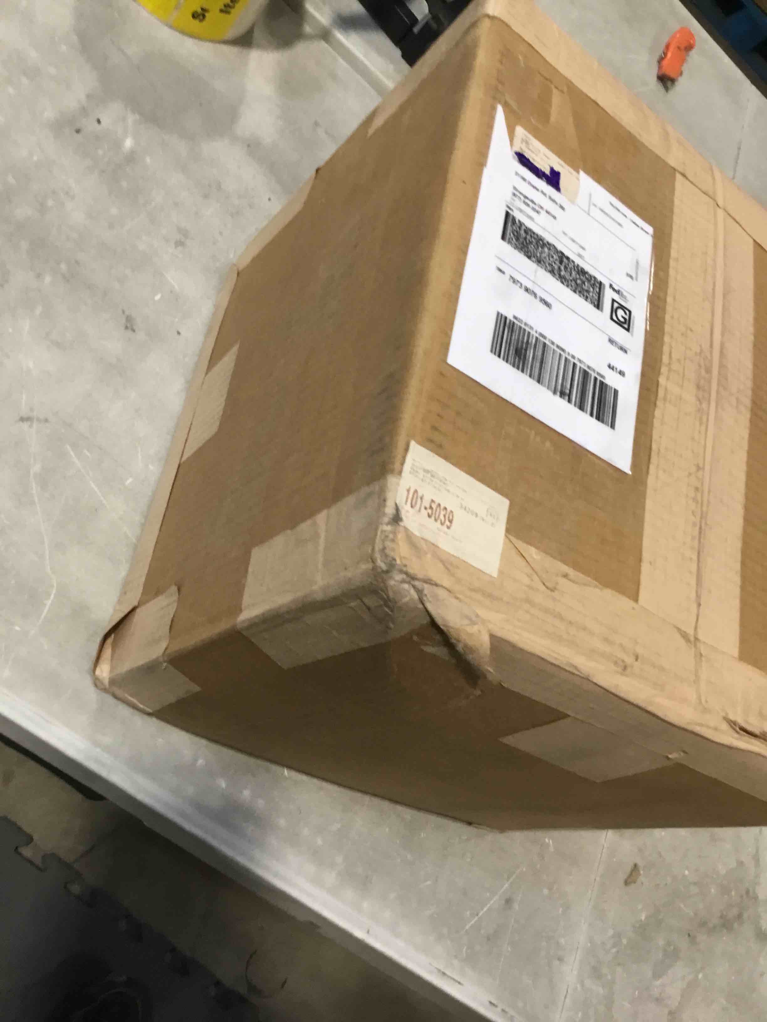https://s3.amazonaws.com/lotting-images-prod/bidfta/TEA2814824_1753104723180.jpeg