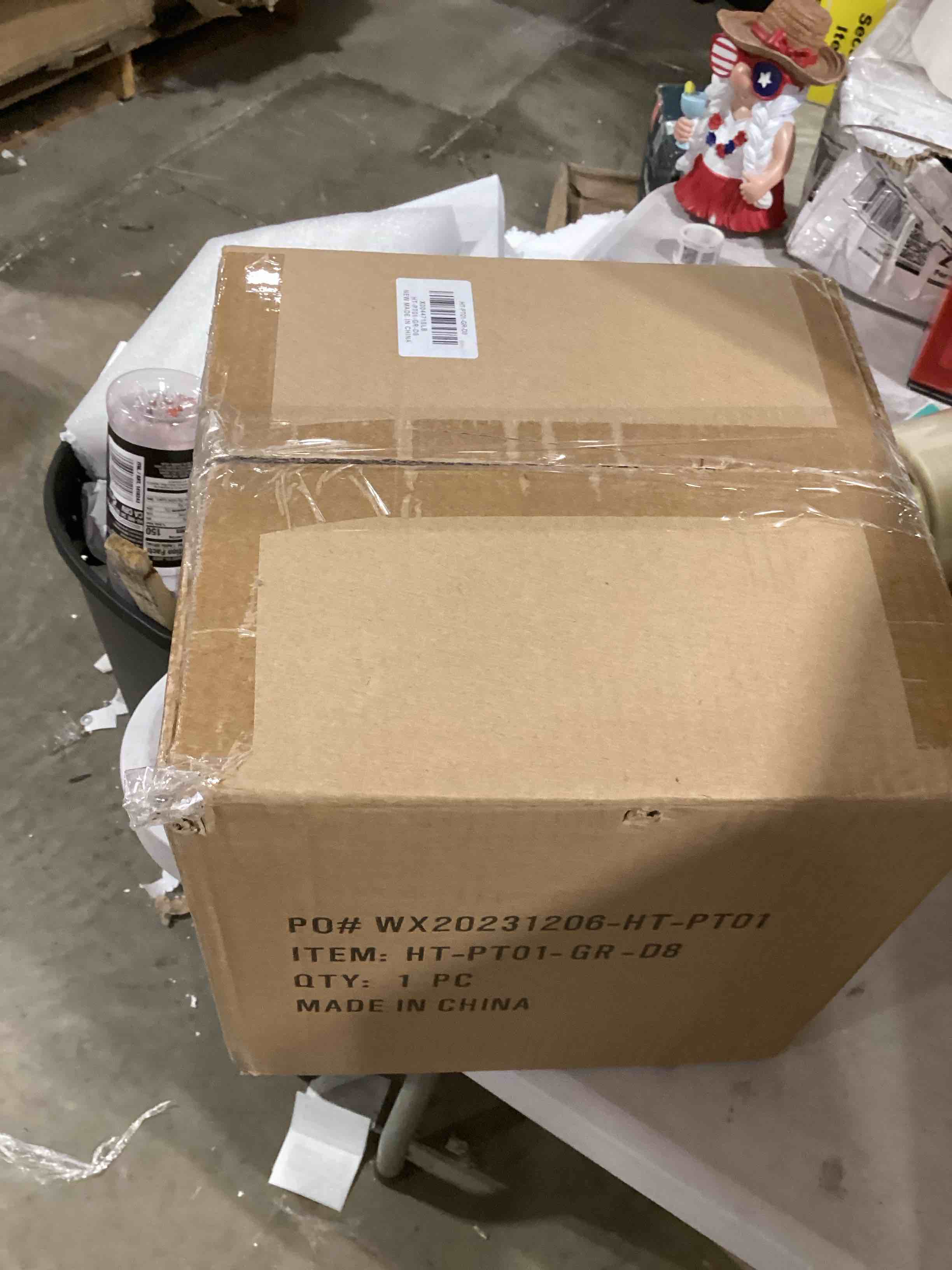 https://s3.amazonaws.com/lotting-images-prod/bidfta/TEA2815739_1750269117899.jpeg