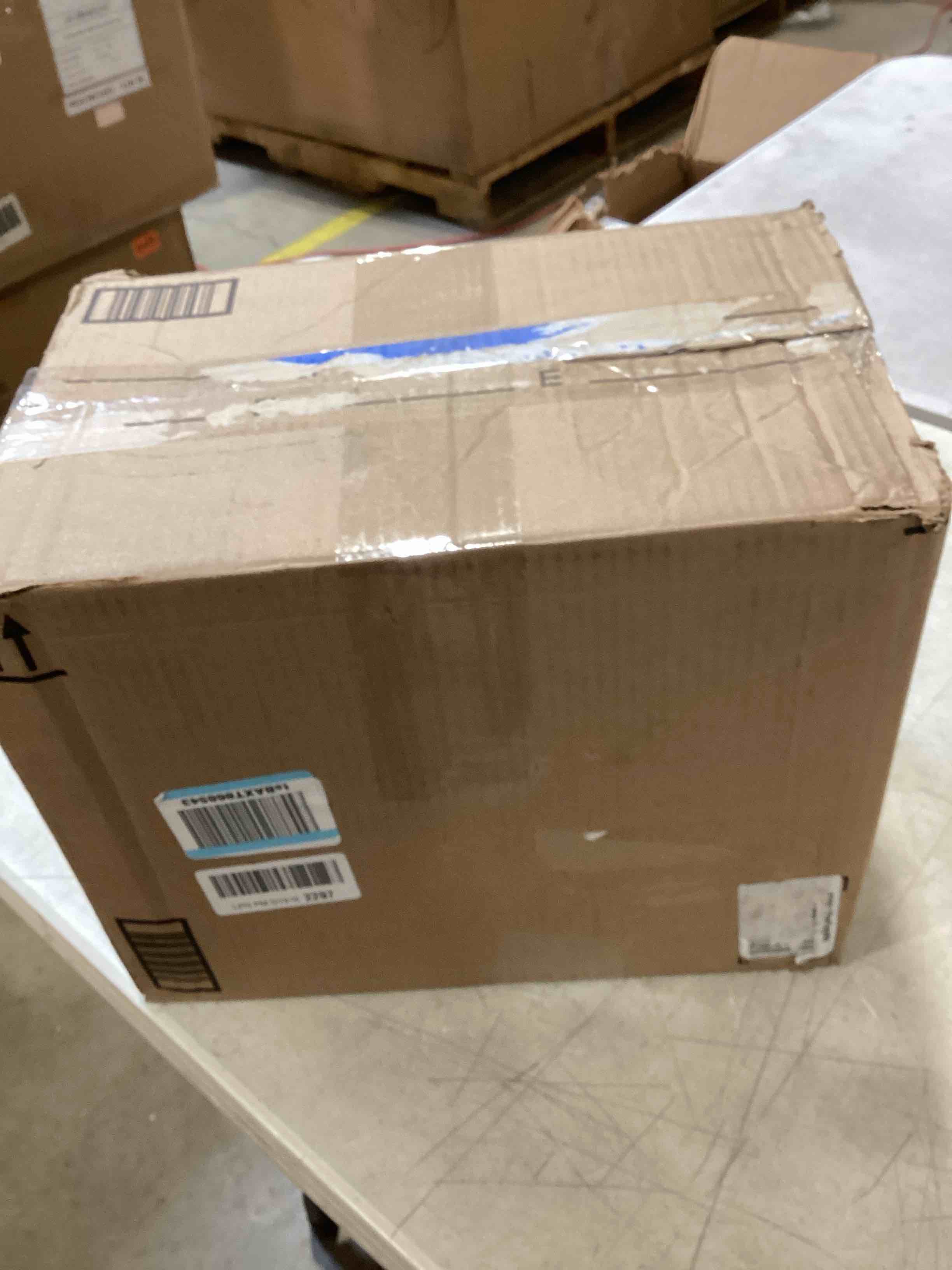 https://s3.amazonaws.com/lotting-images-prod/bidfta/TEA2815857_1750689230265.jpeg
