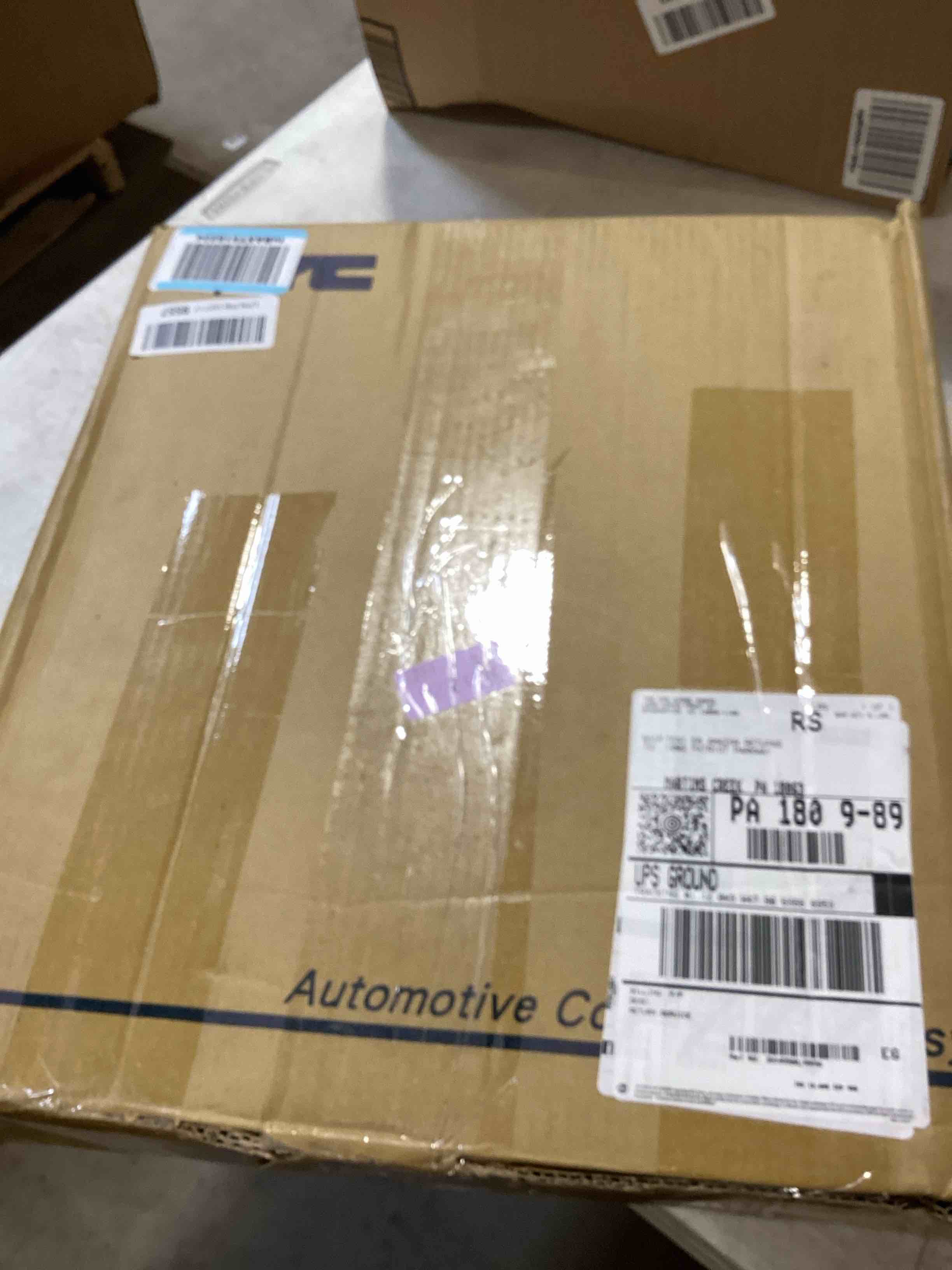 https://s3.amazonaws.com/lotting-images-prod/bidfta/TEA2815863_1750689816178.jpeg