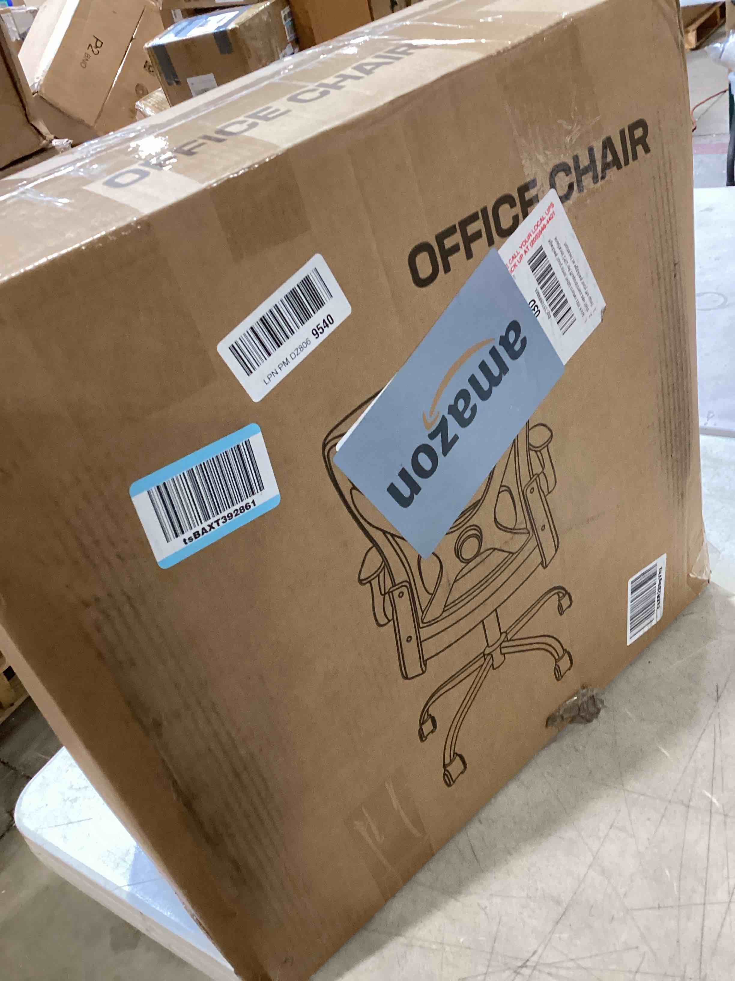 https://s3.amazonaws.com/lotting-images-prod/bidfta/TEA2815868_1750690598194.jpeg