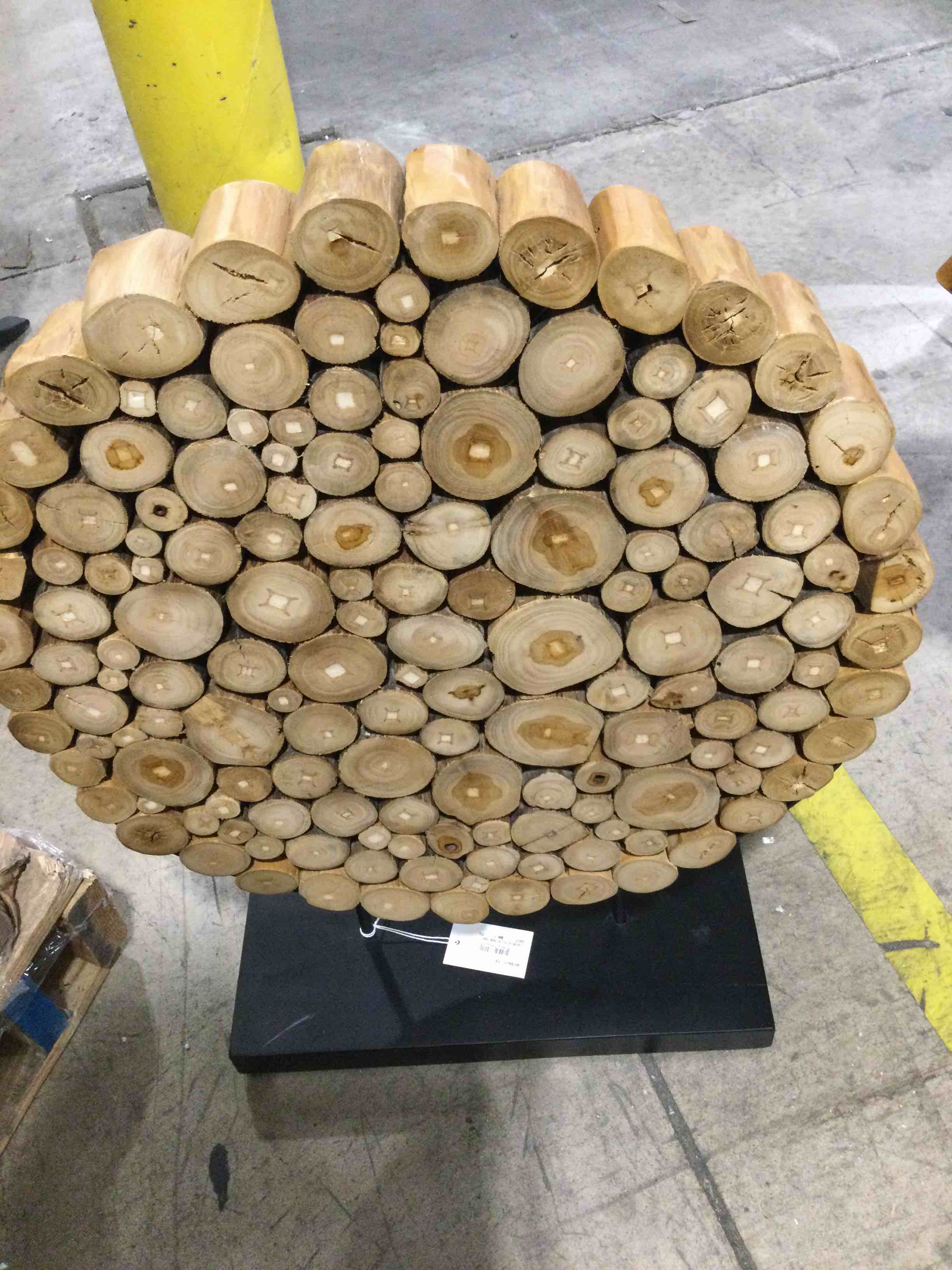 https://s3.amazonaws.com/lotting-images-prod/bidfta/TEA2816098_1751289738219.jpeg
