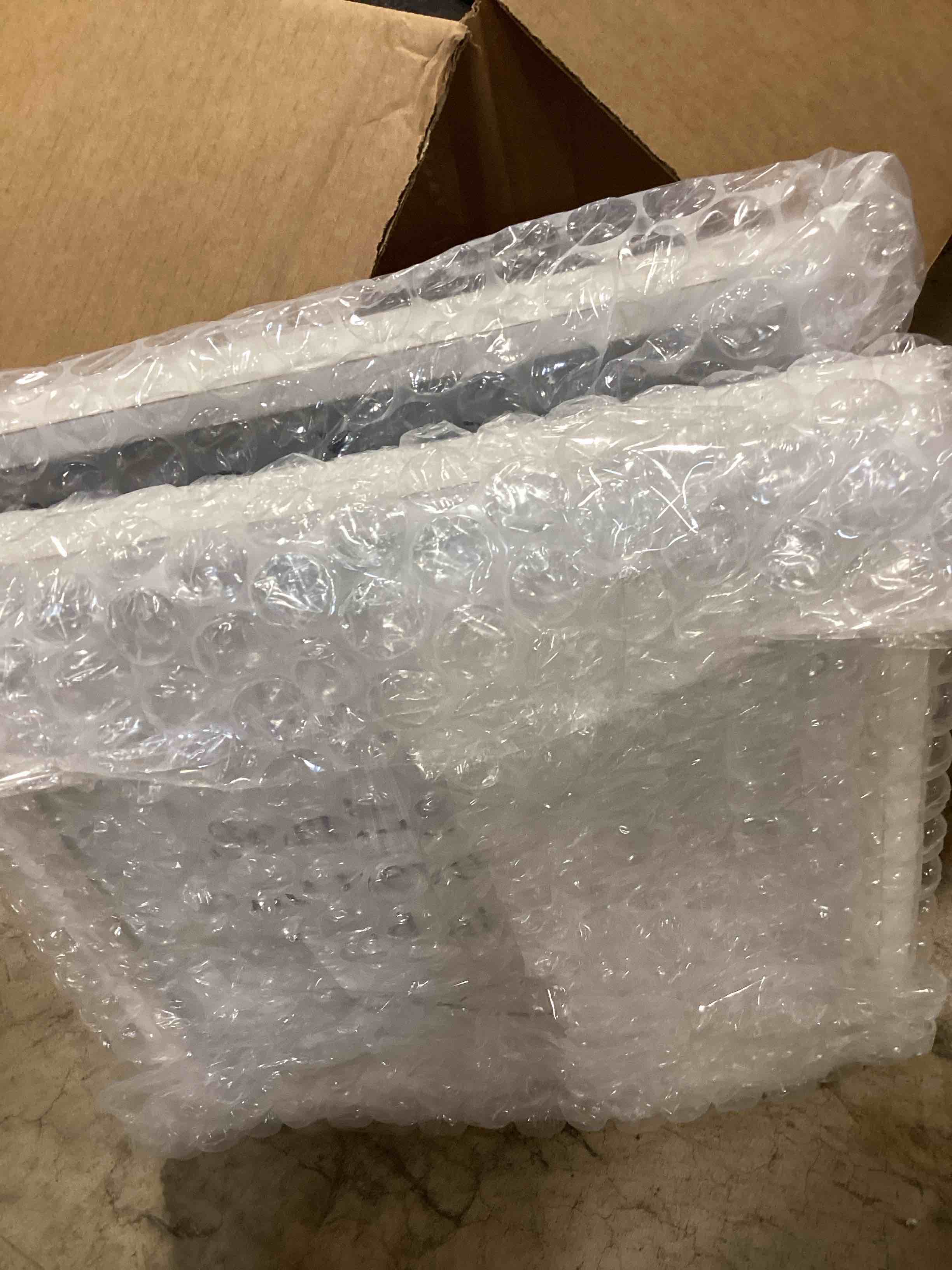 https://s3.amazonaws.com/lotting-images-prod/bidfta/TEA2816109_1751290997623.jpeg
