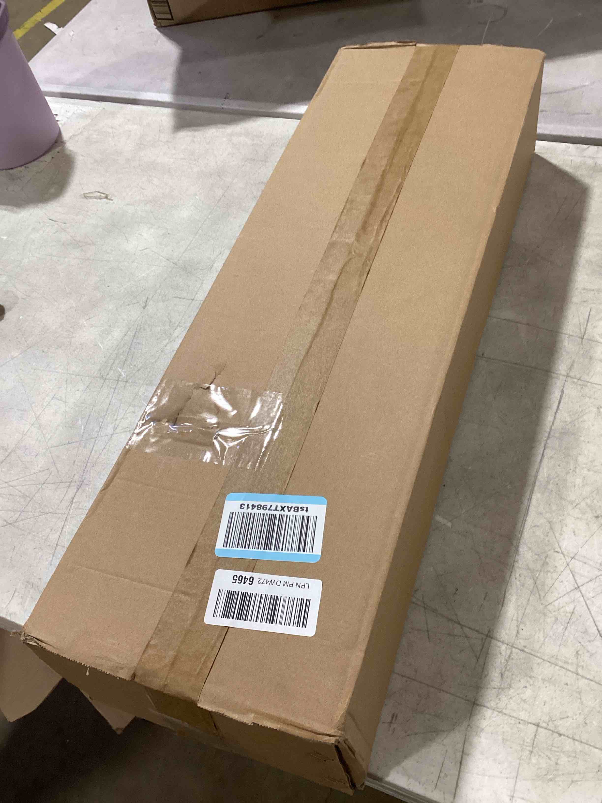https://s3.amazonaws.com/lotting-images-prod/bidfta/TEA2816432_1751886163680.jpeg