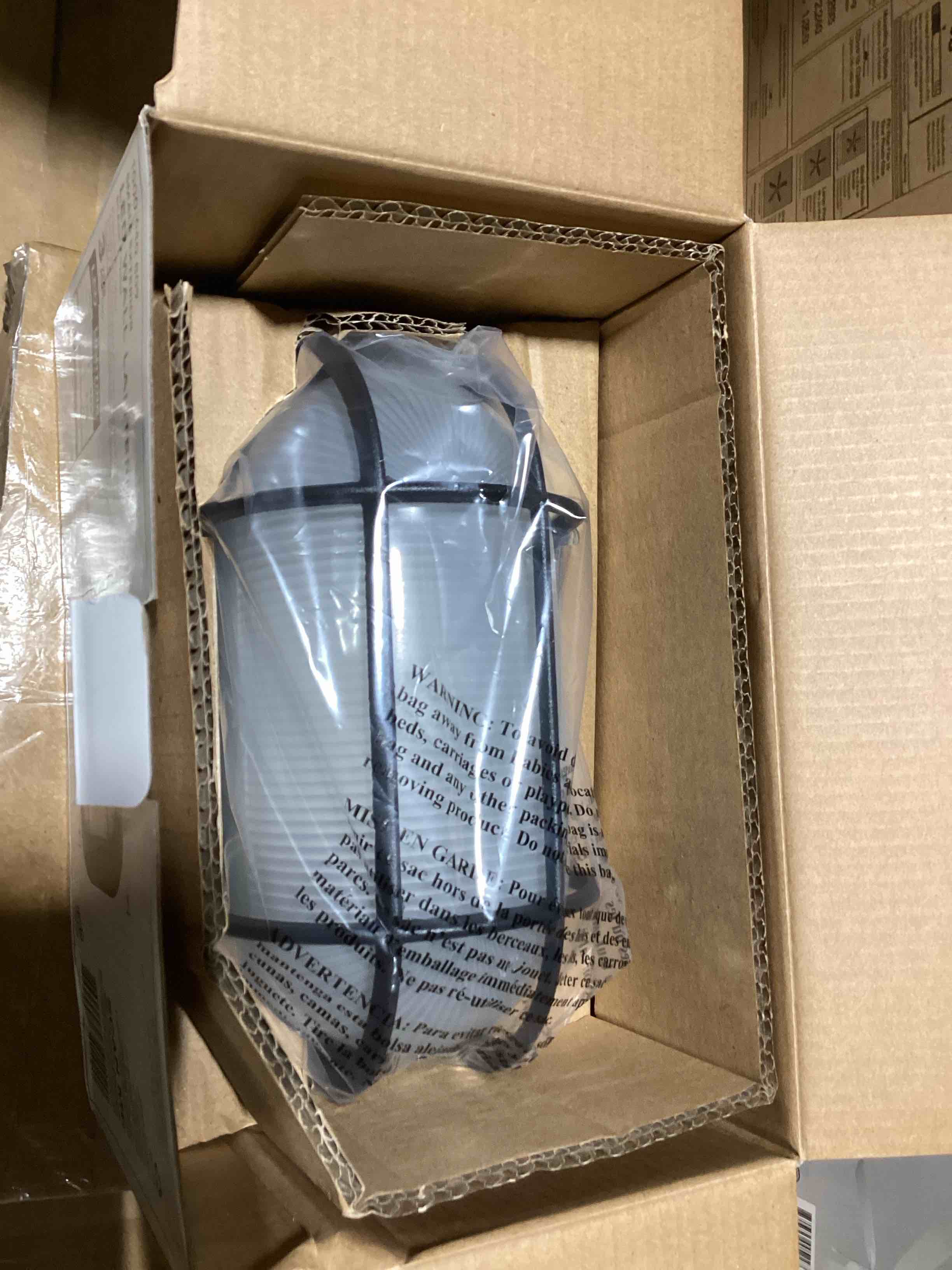 https://s3.amazonaws.com/lotting-images-prod/bidfta/TEA2816732_1752072525761.jpeg