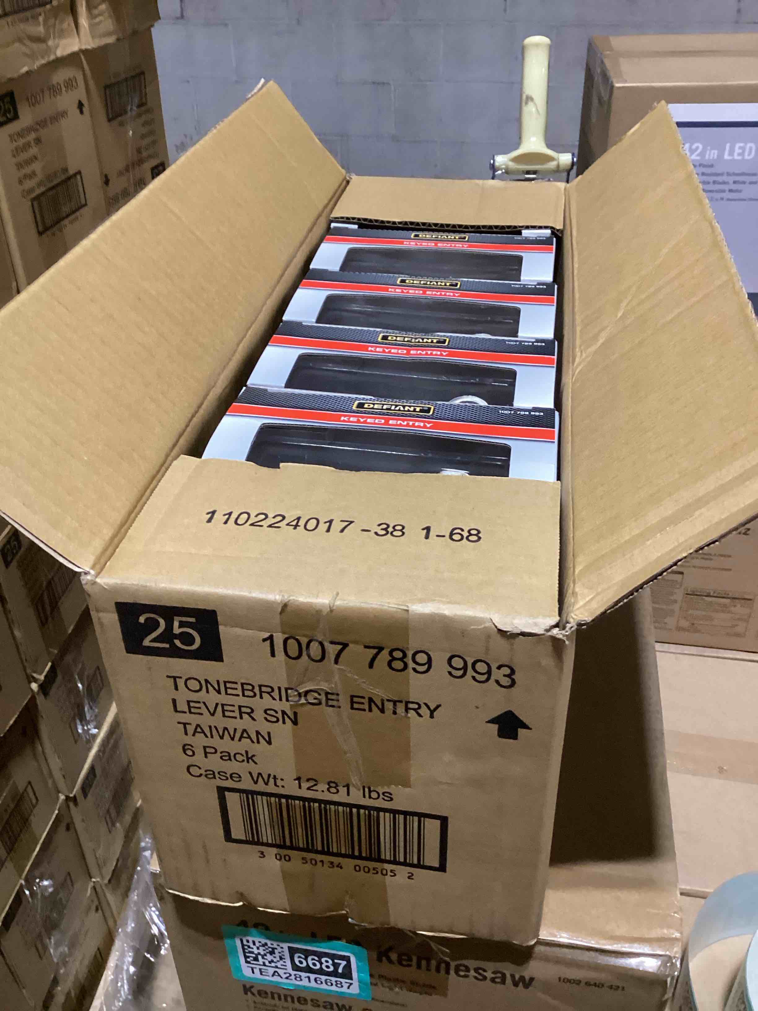 https://s3.amazonaws.com/lotting-images-prod/bidfta/TEA2816751_1752074995367.jpeg