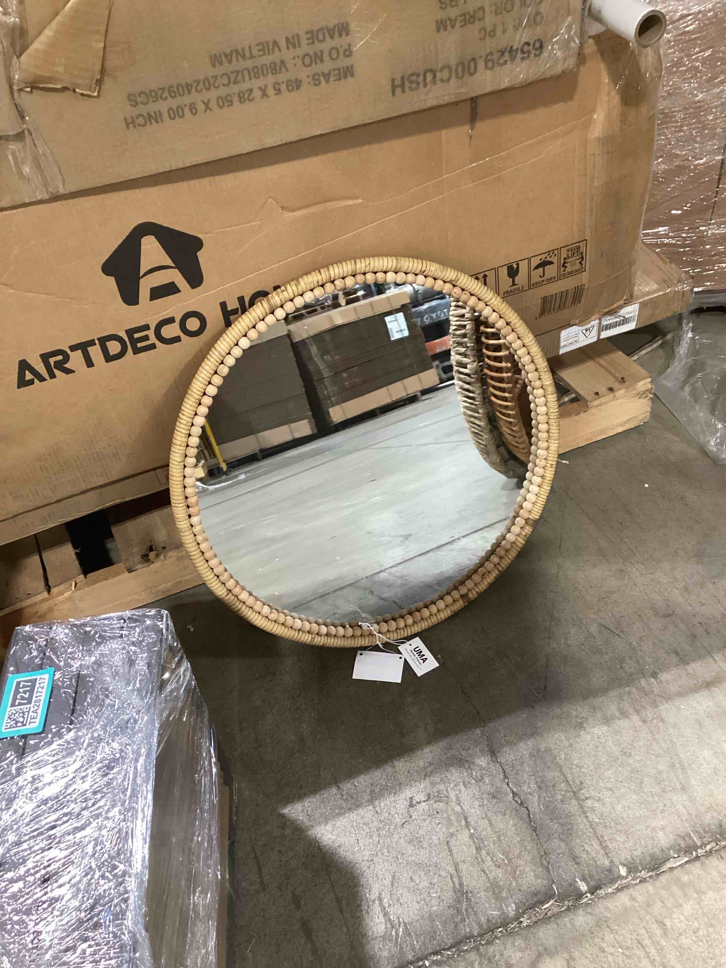 https://s3.amazonaws.com/lotting-images-prod/bidfta/TEA2817221_1752582086342.jpeg