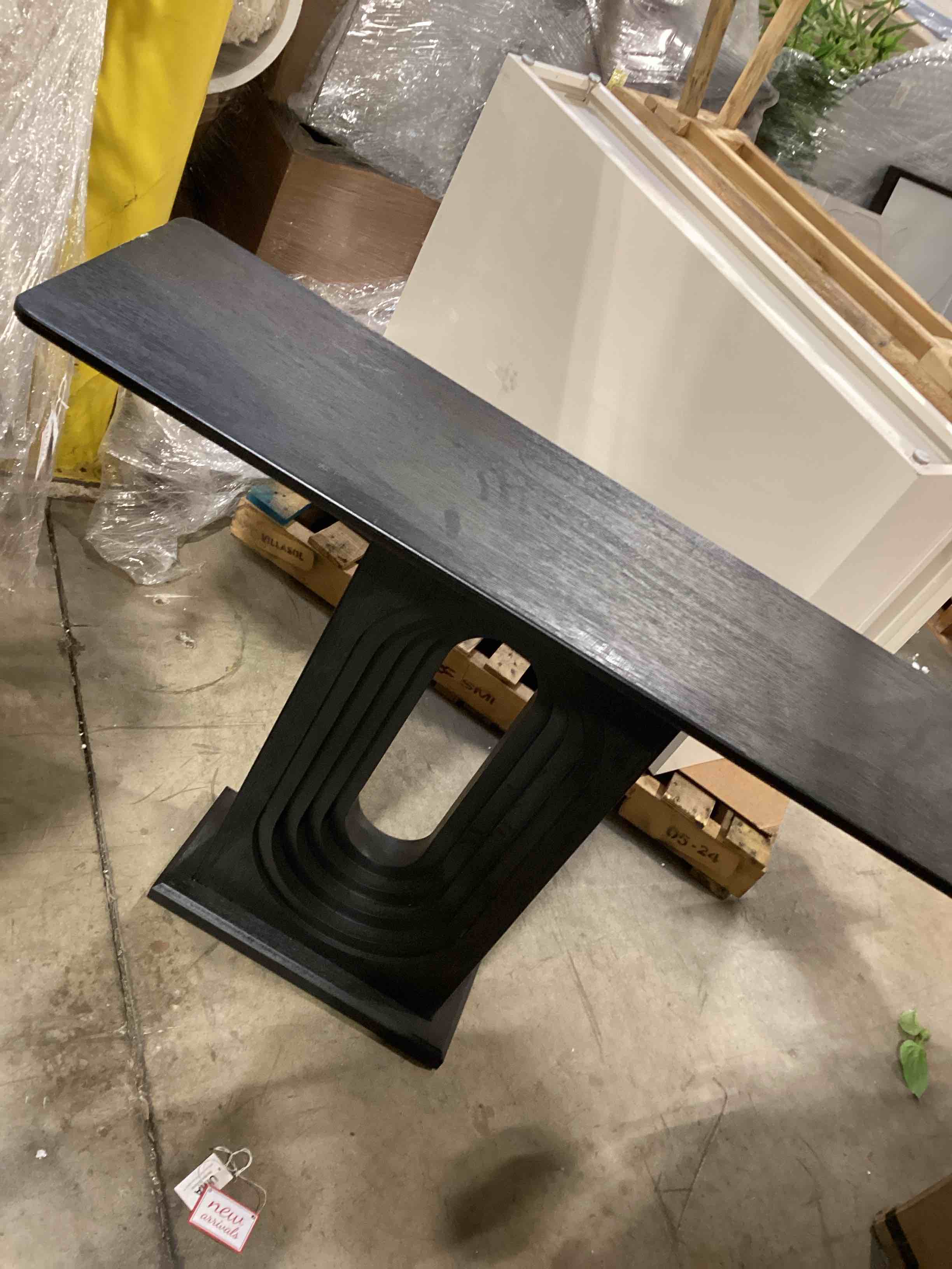 WD Console Table 47in
