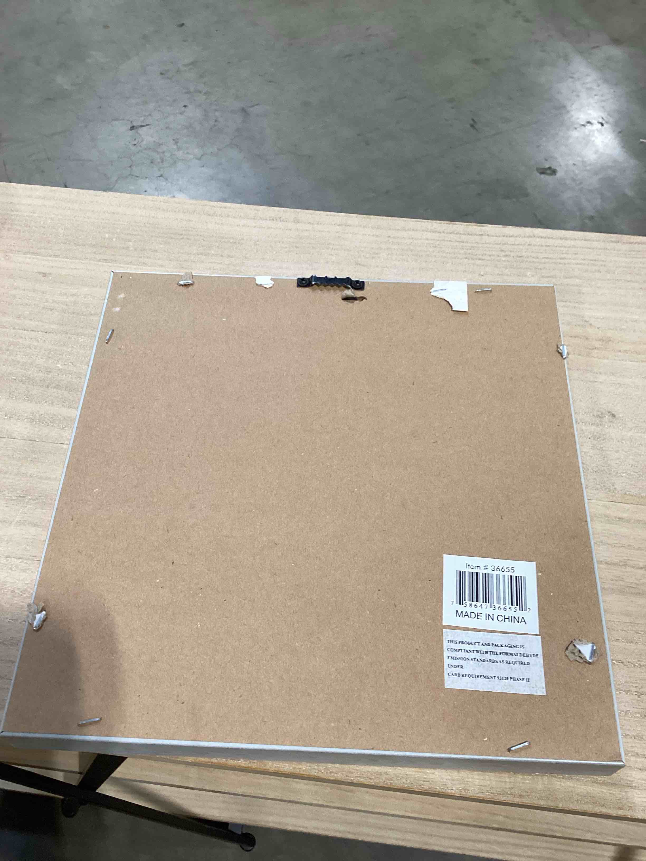 https://s3.amazonaws.com/lotting-images-prod/bidfta/TEA2817414_1752763269410.jpeg
