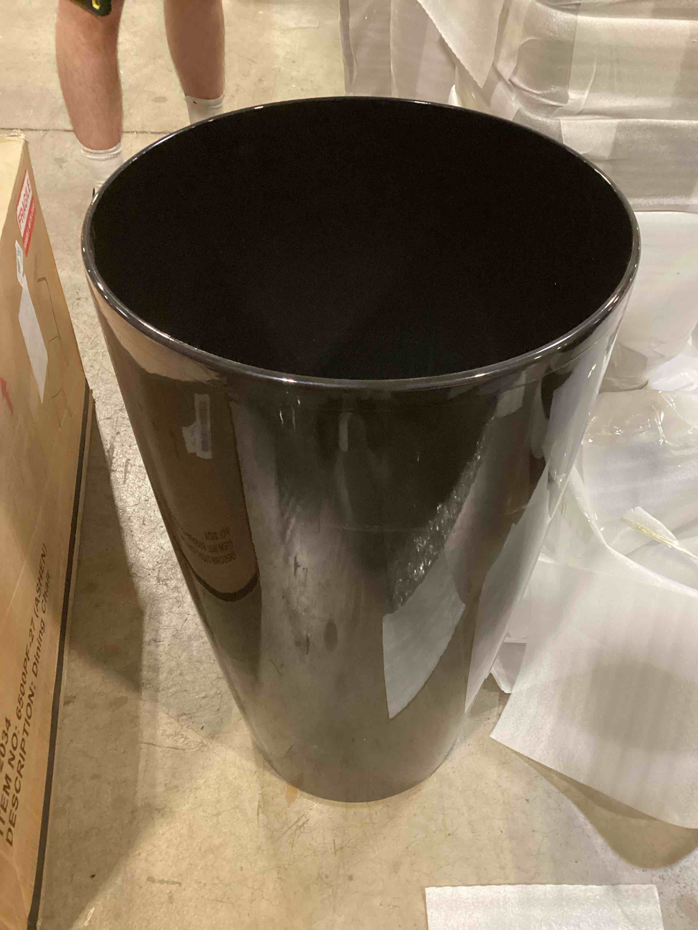Large Vase Black