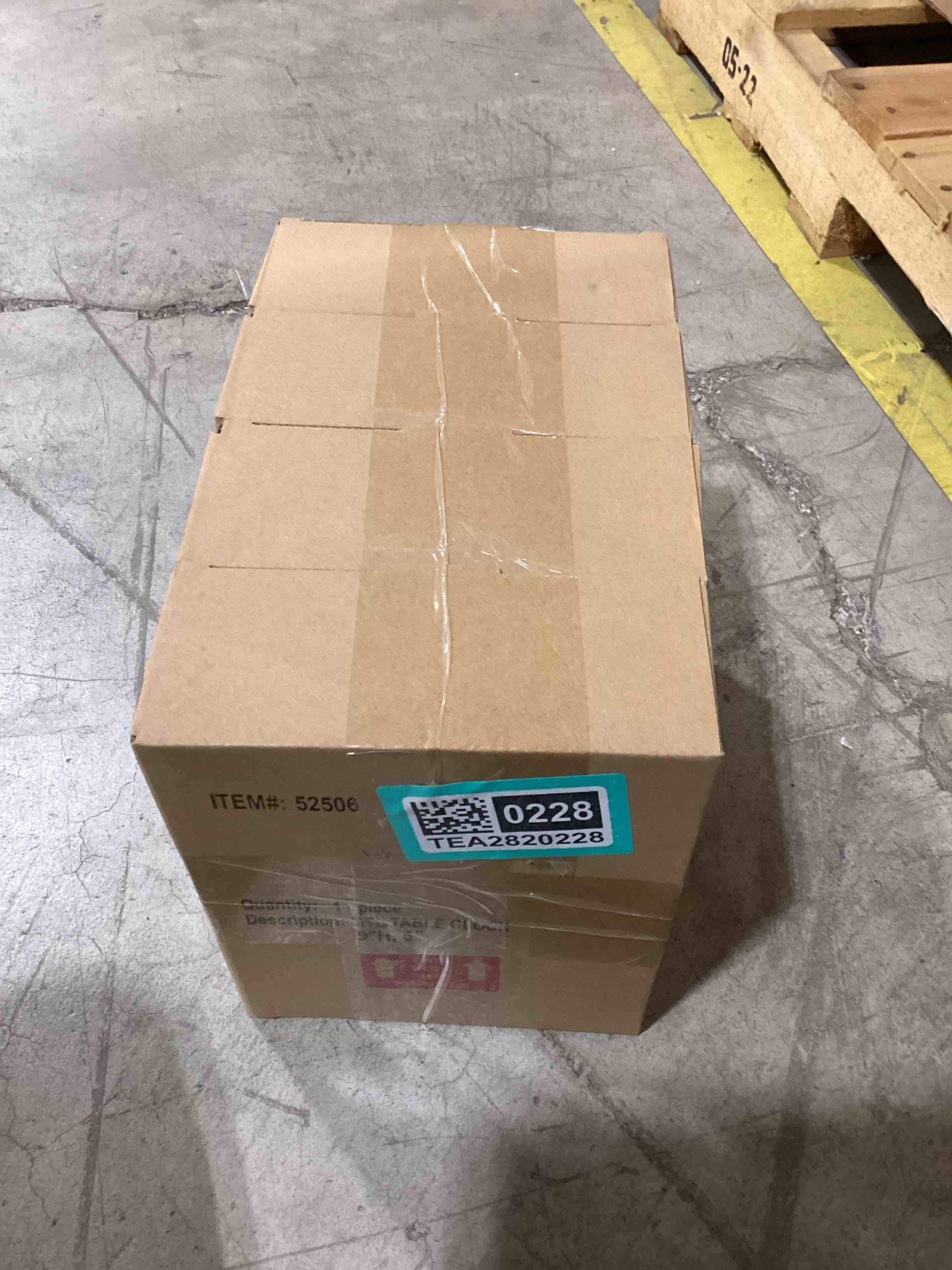 https://s3.amazonaws.com/lotting-images-prod/bidfta/TEA2820228_1758893510200.jpeg