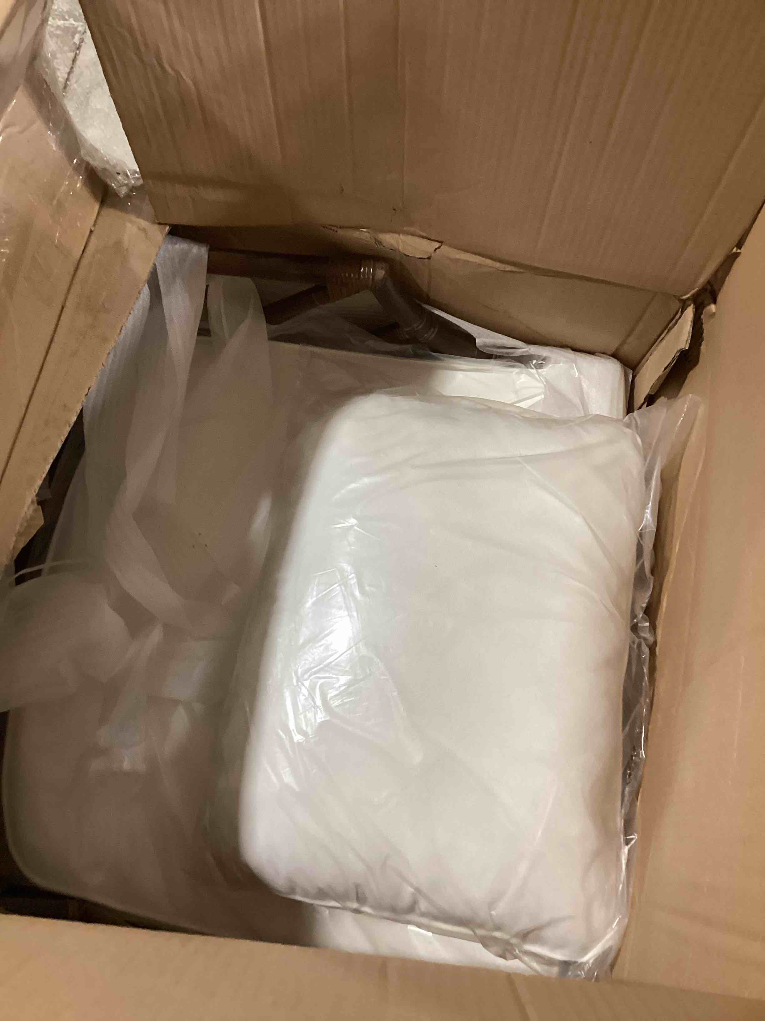 https://s3.amazonaws.com/lotting-images-prod/bidfta/TEA2821001_1750952090107.jpeg