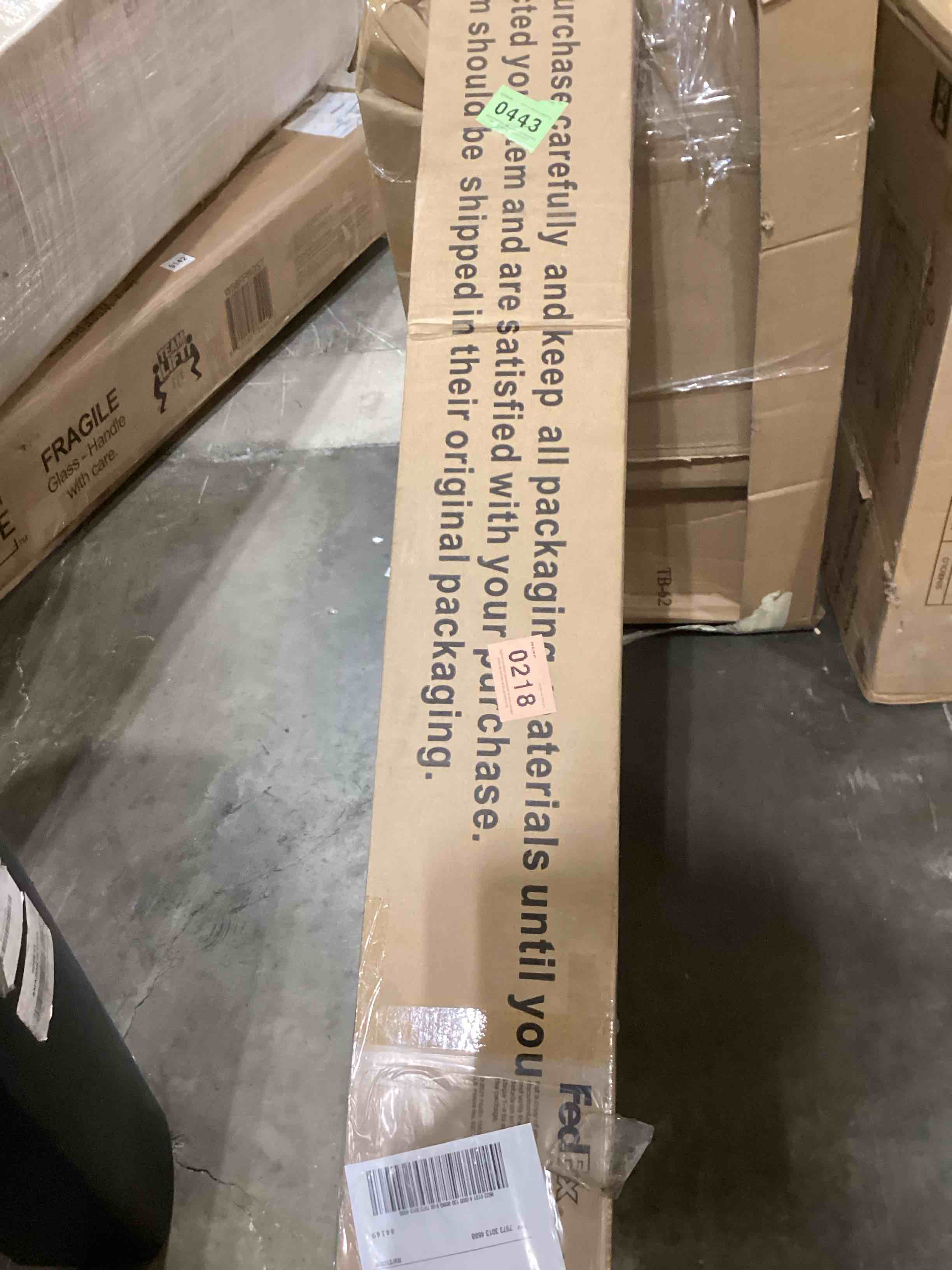 https://s3.amazonaws.com/lotting-images-prod/bidfta/TEA2821053_1751027330973.jpeg