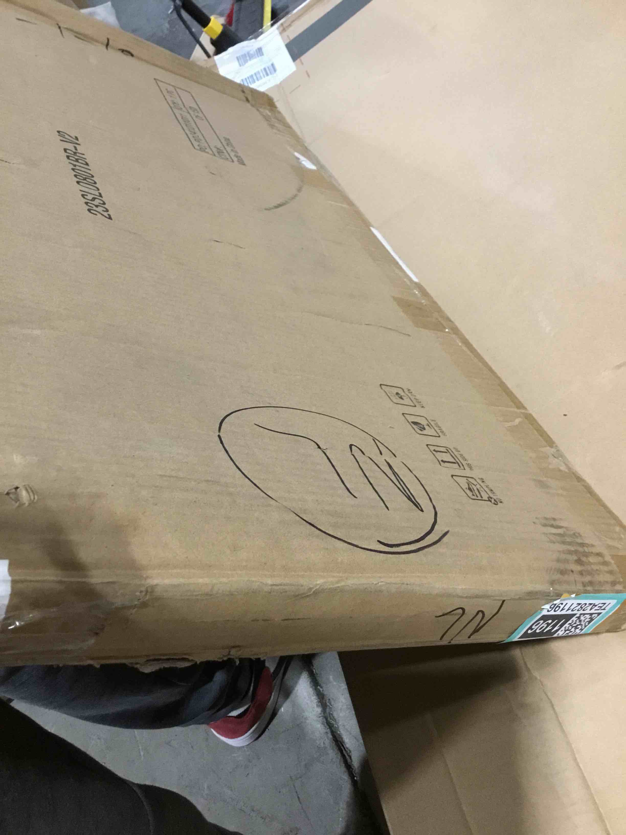 https://s3.amazonaws.com/lotting-images-prod/bidfta/TEA2821196_1751378667564.jpeg