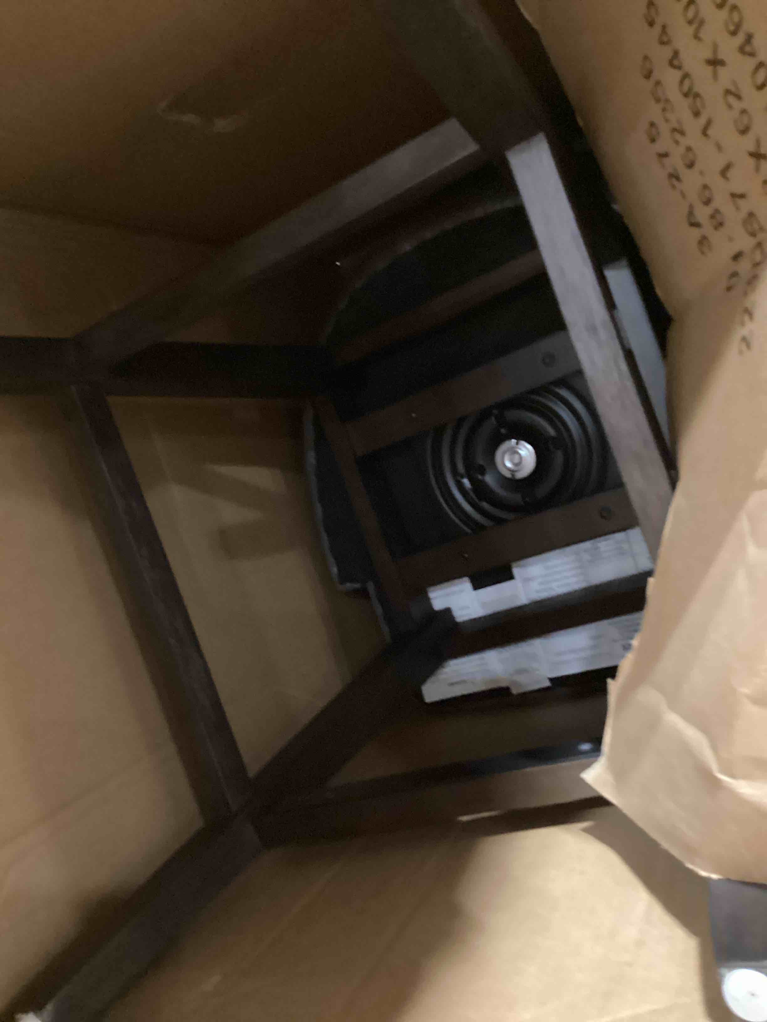 https://s3.amazonaws.com/lotting-images-prod/bidfta/TEA2821275_1751467744853.jpeg