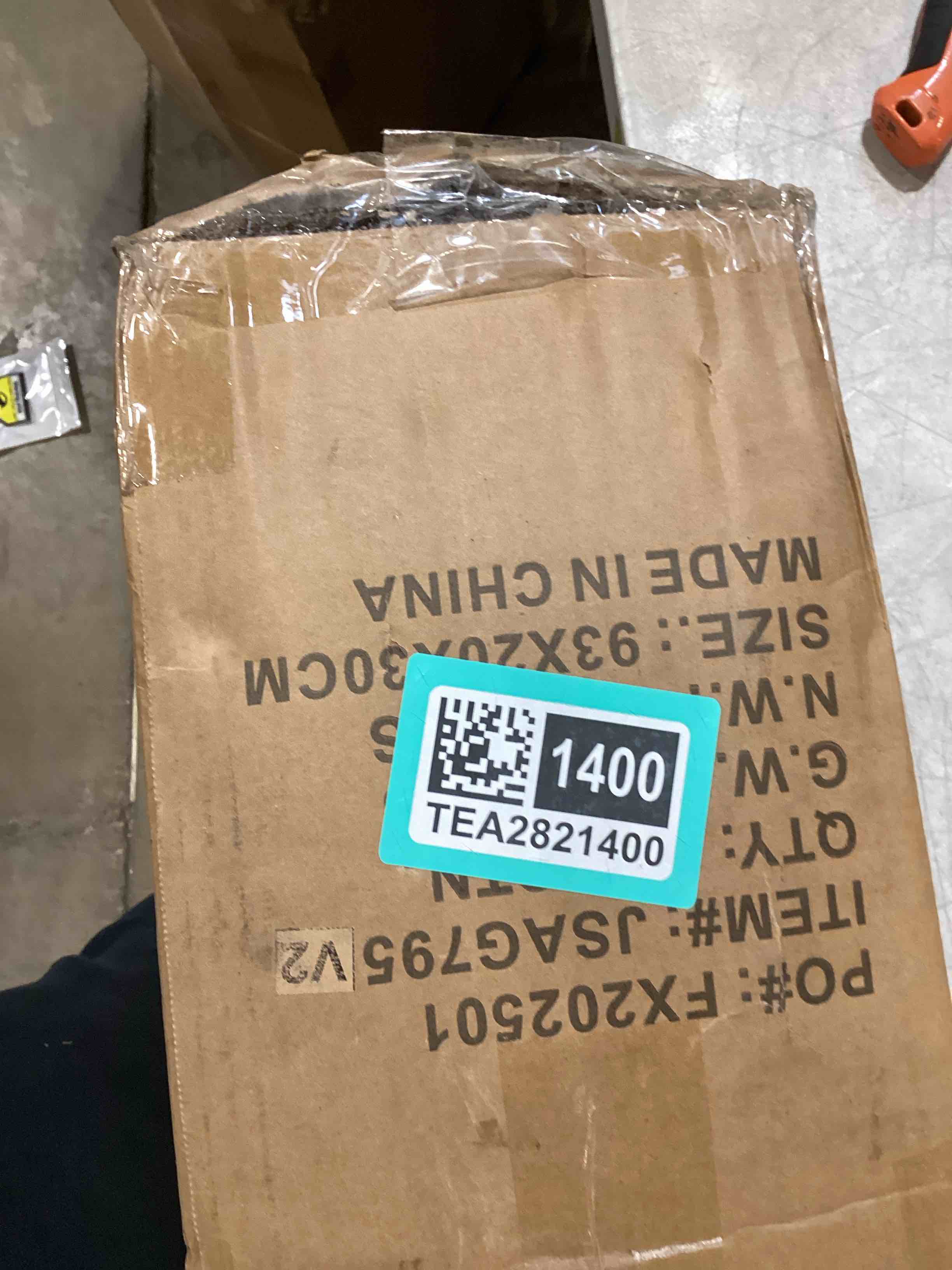 https://s3.amazonaws.com/lotting-images-prod/bidfta/TEA2821400_1751891380163.jpeg