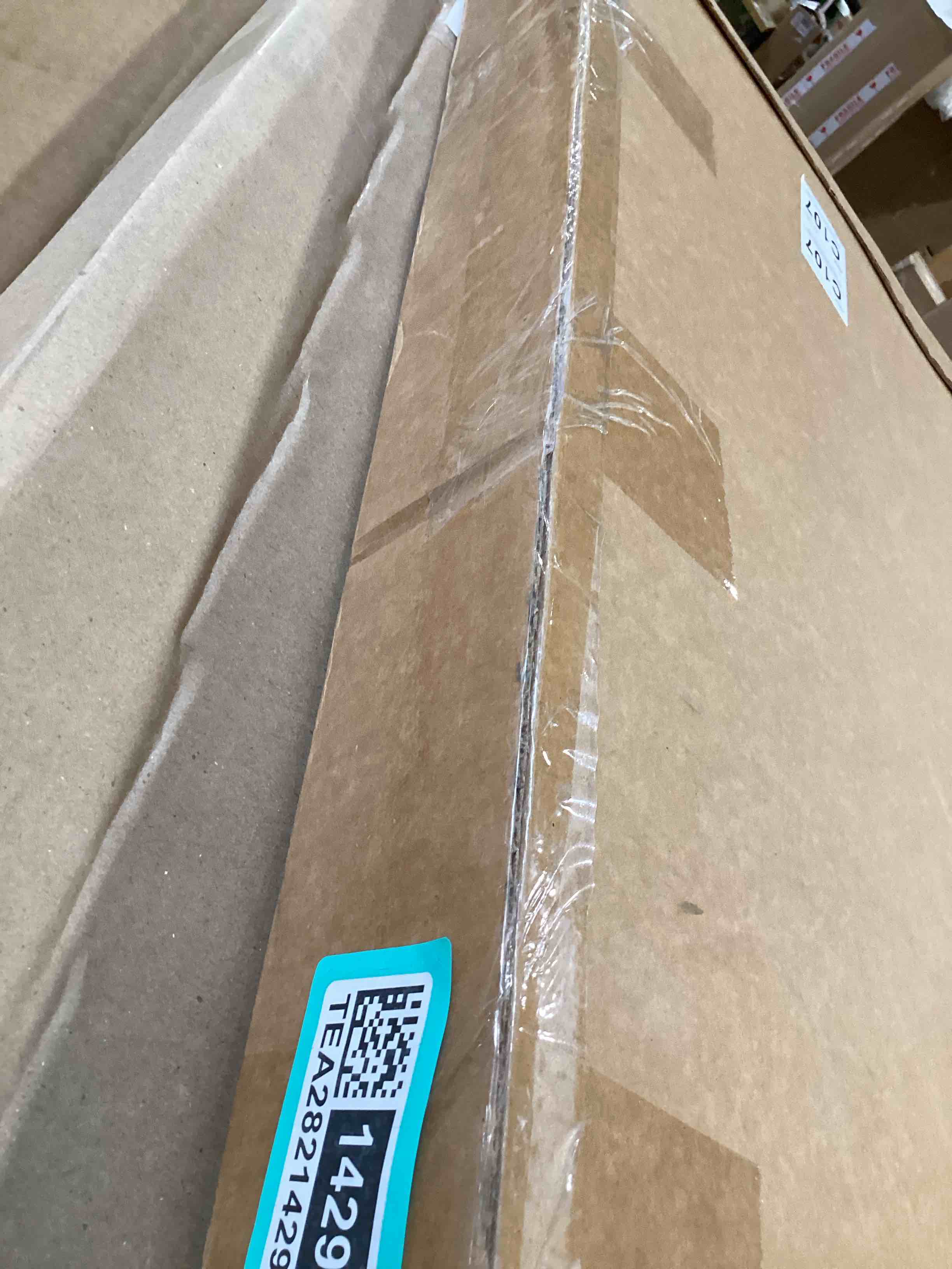 https://s3.amazonaws.com/lotting-images-prod/bidfta/TEA2821429_1751907012779.jpeg