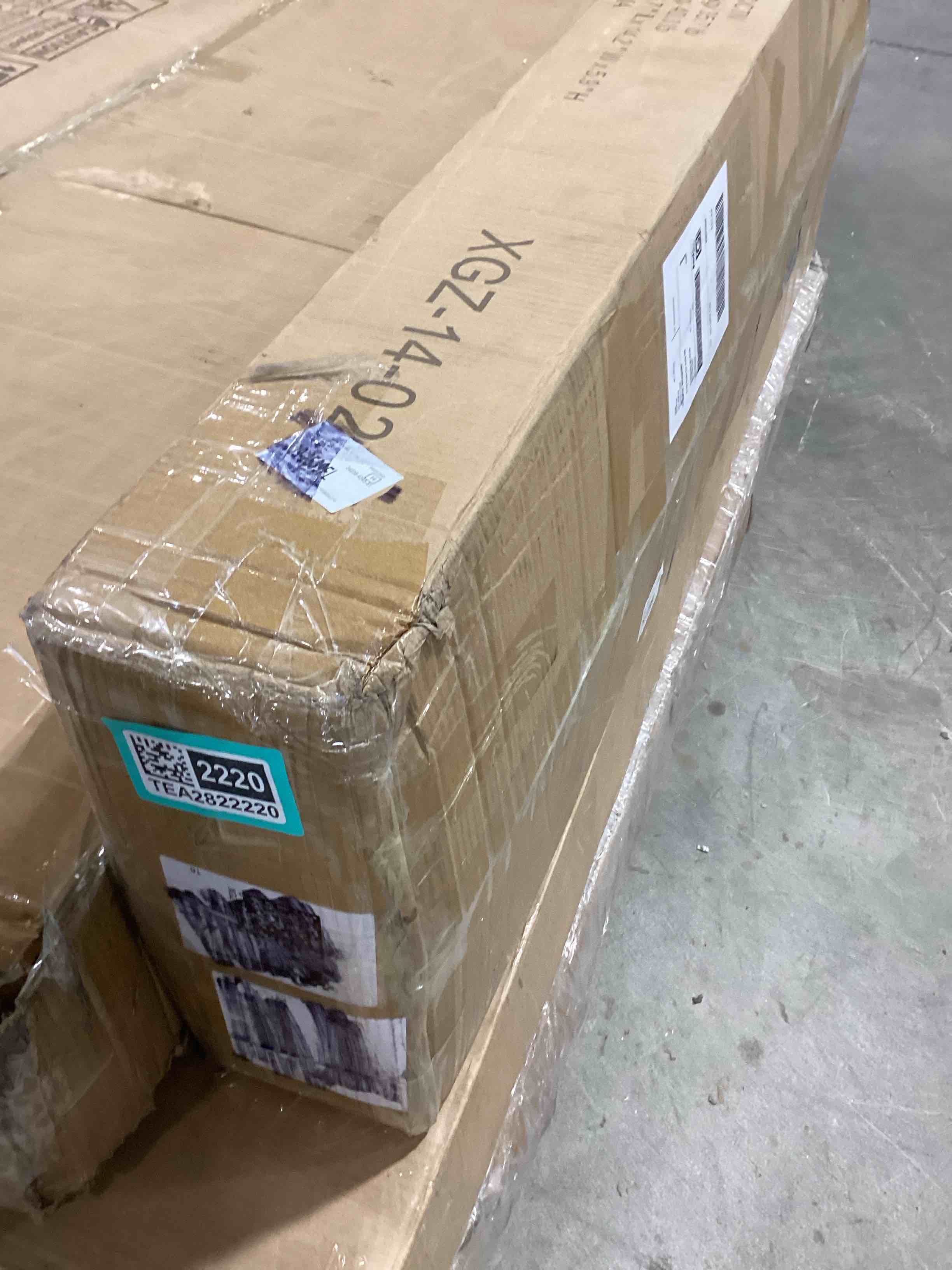 https://s3.amazonaws.com/lotting-images-prod/bidfta/TEA2822220_1753109596555.jpeg