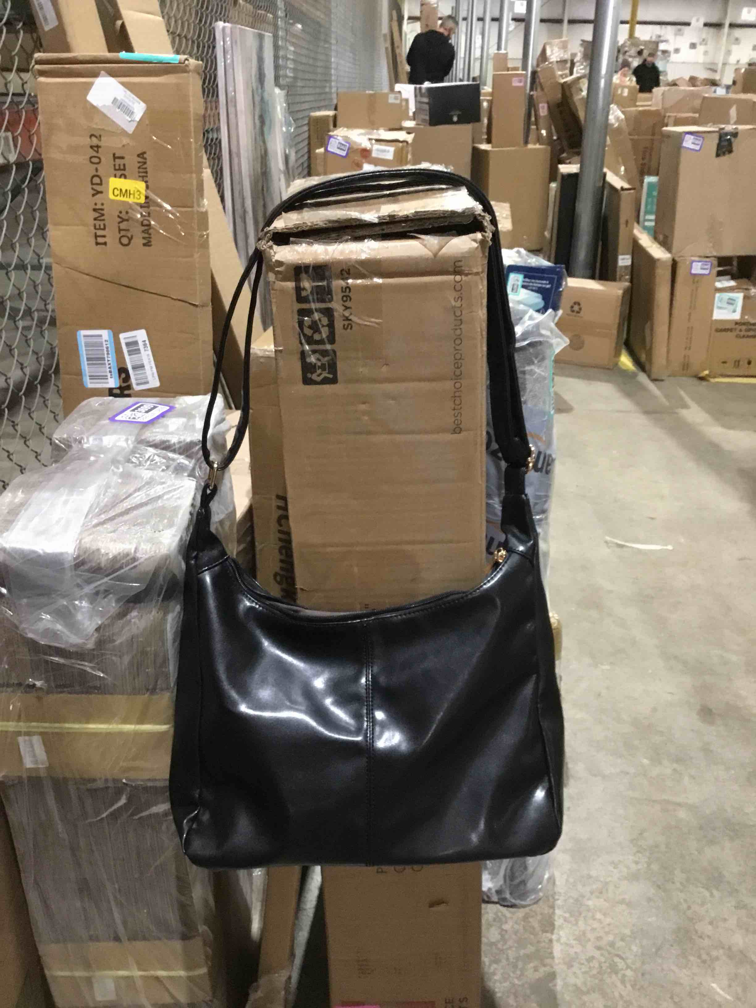 faux leather hobo style handbag 