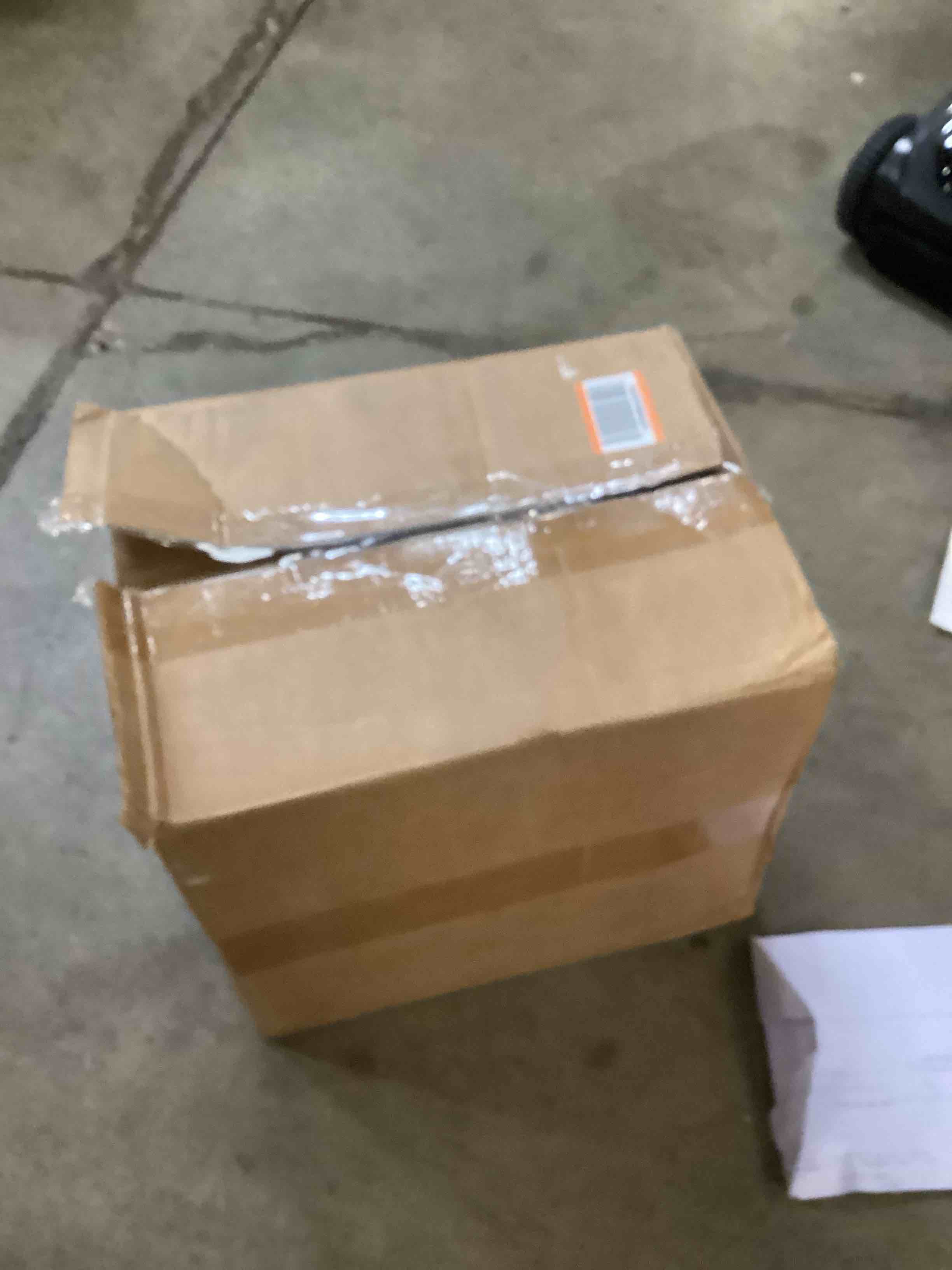 https://s3.amazonaws.com/lotting-images-prod/bidfta/TEA2848219_1746377152831.jpeg
