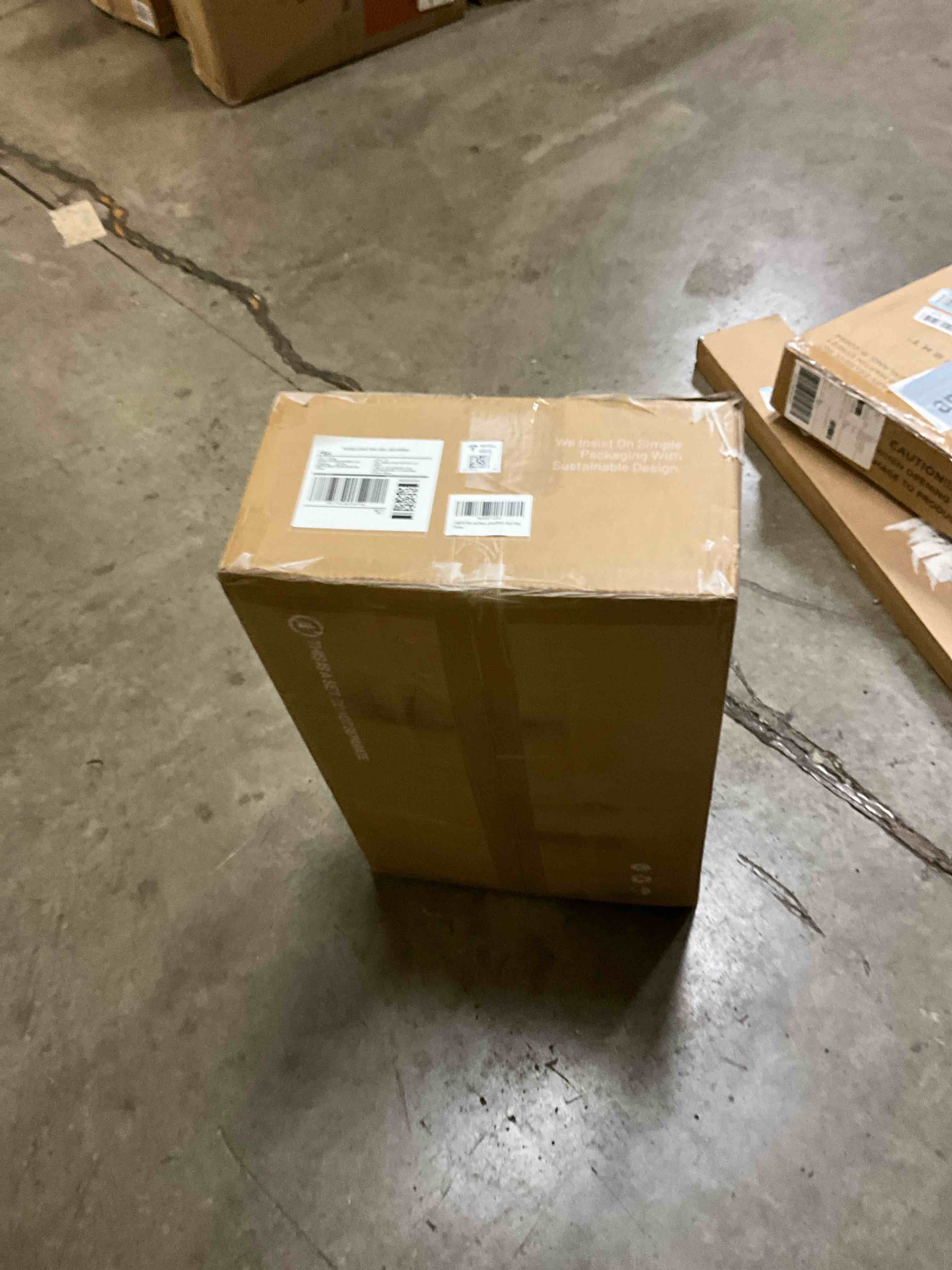 https://s3.amazonaws.com/lotting-images-prod/bidfta/TEA2848306_1746384423830.jpeg