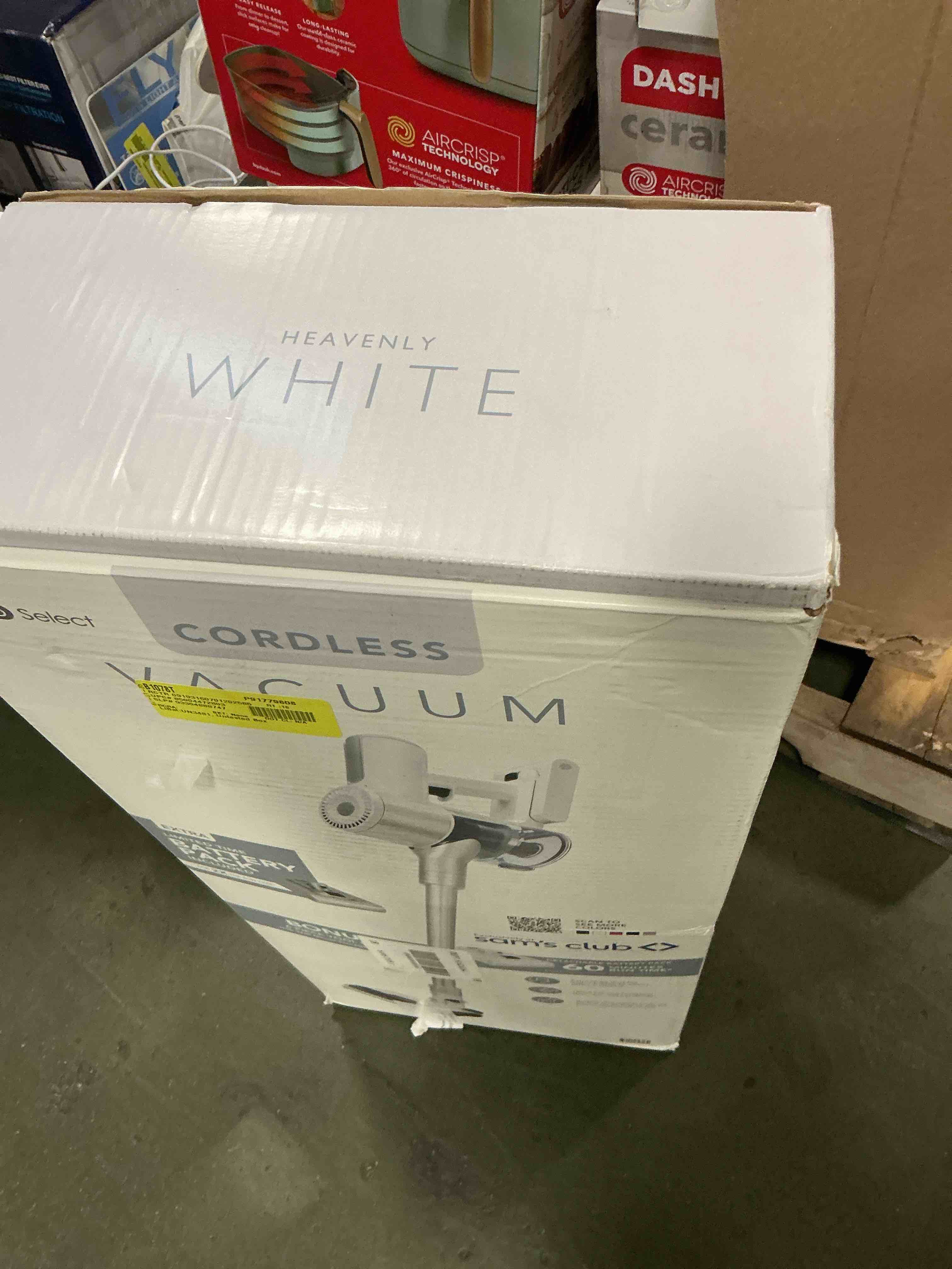 https://s3.amazonaws.com/lotting-images-prod/bidfta/TEA2854554_1752672304281.jpeg