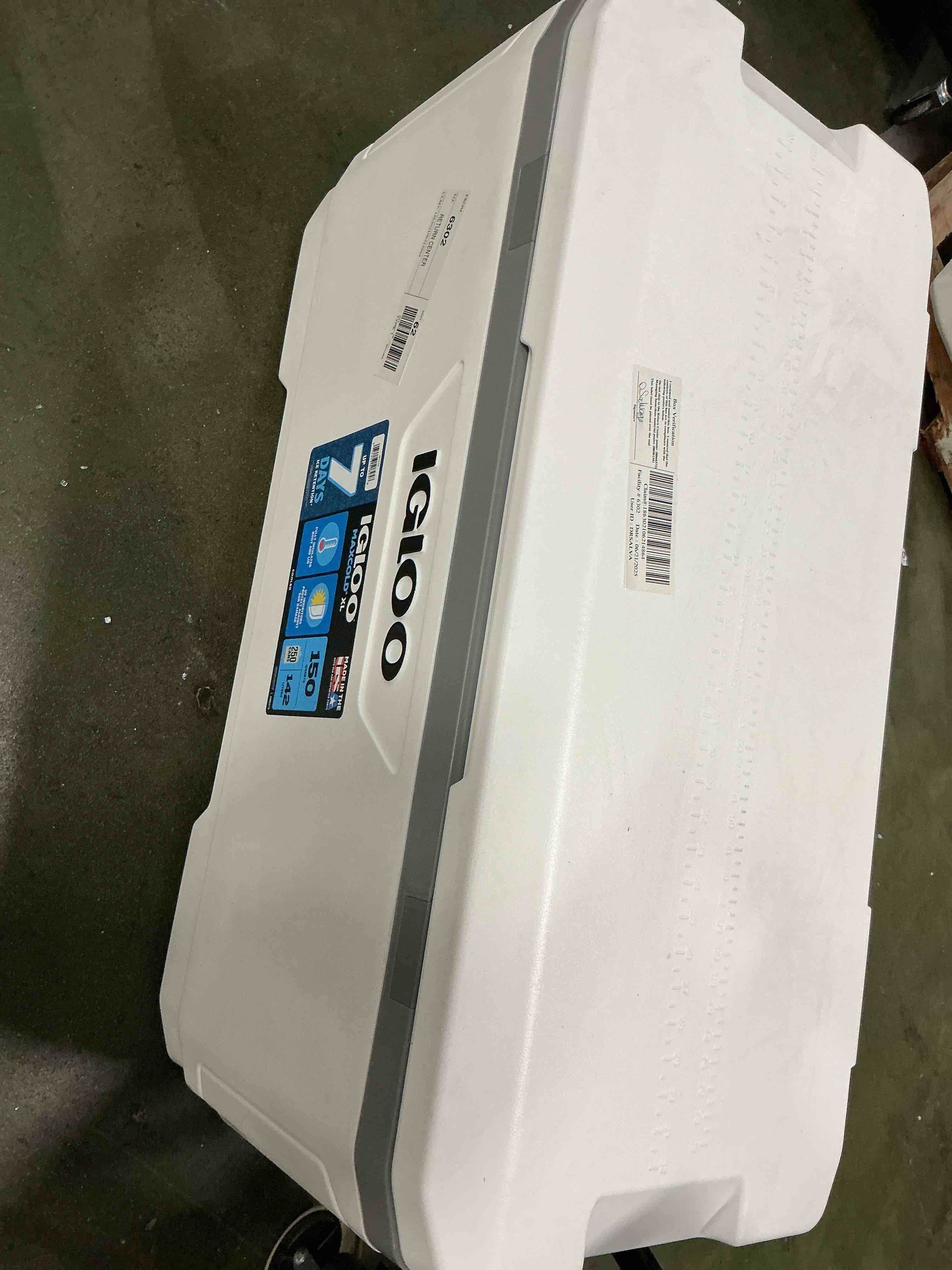 https://s3.amazonaws.com/lotting-images-prod/bidfta/TEA2854941_1752836503968.jpeg