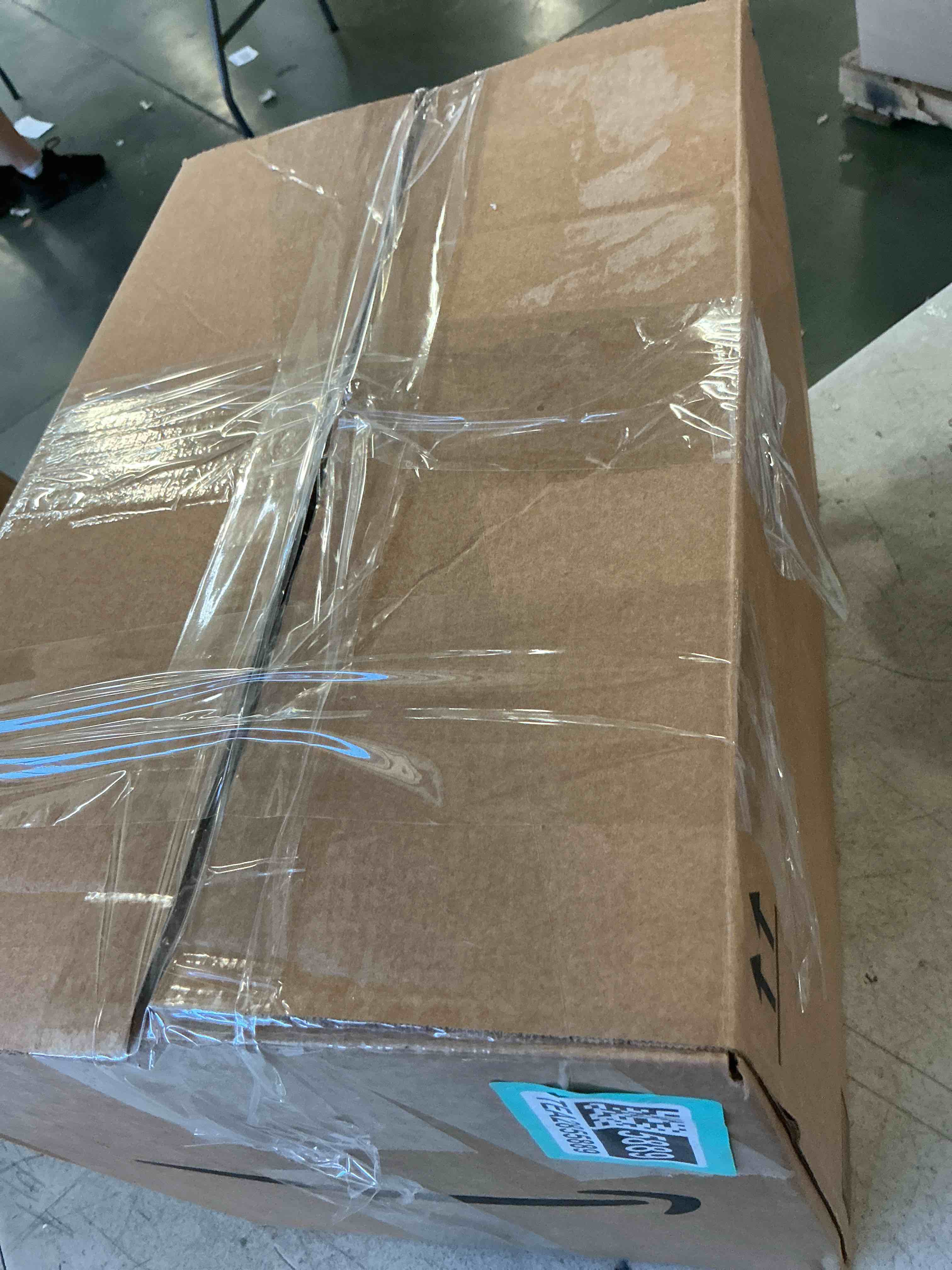 https://s3.amazonaws.com/lotting-images-prod/bidfta/TEA2855889_1757433358154.jpeg