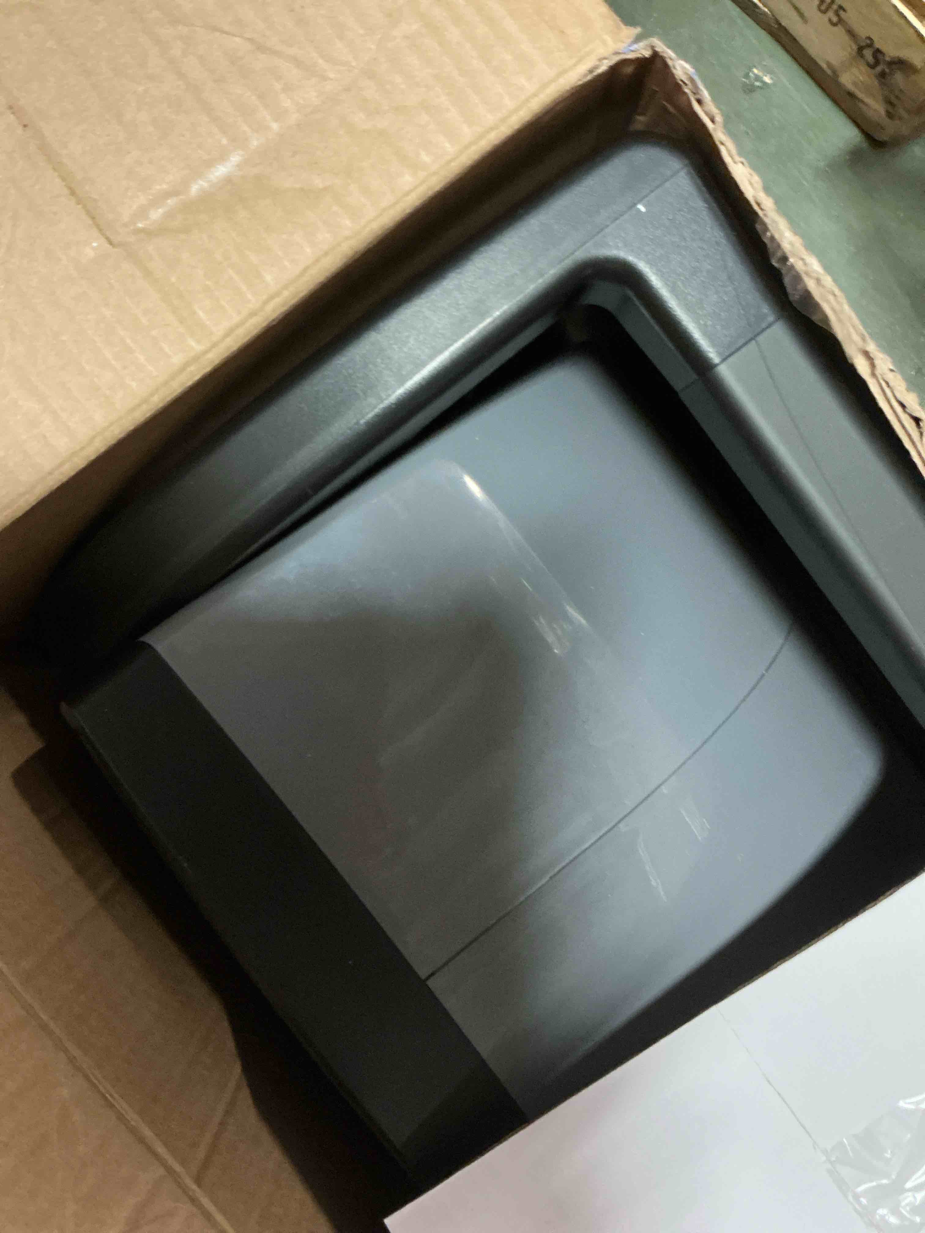 https://s3.amazonaws.com/lotting-images-prod/bidfta/TEA2856147_1757589268379.jpeg