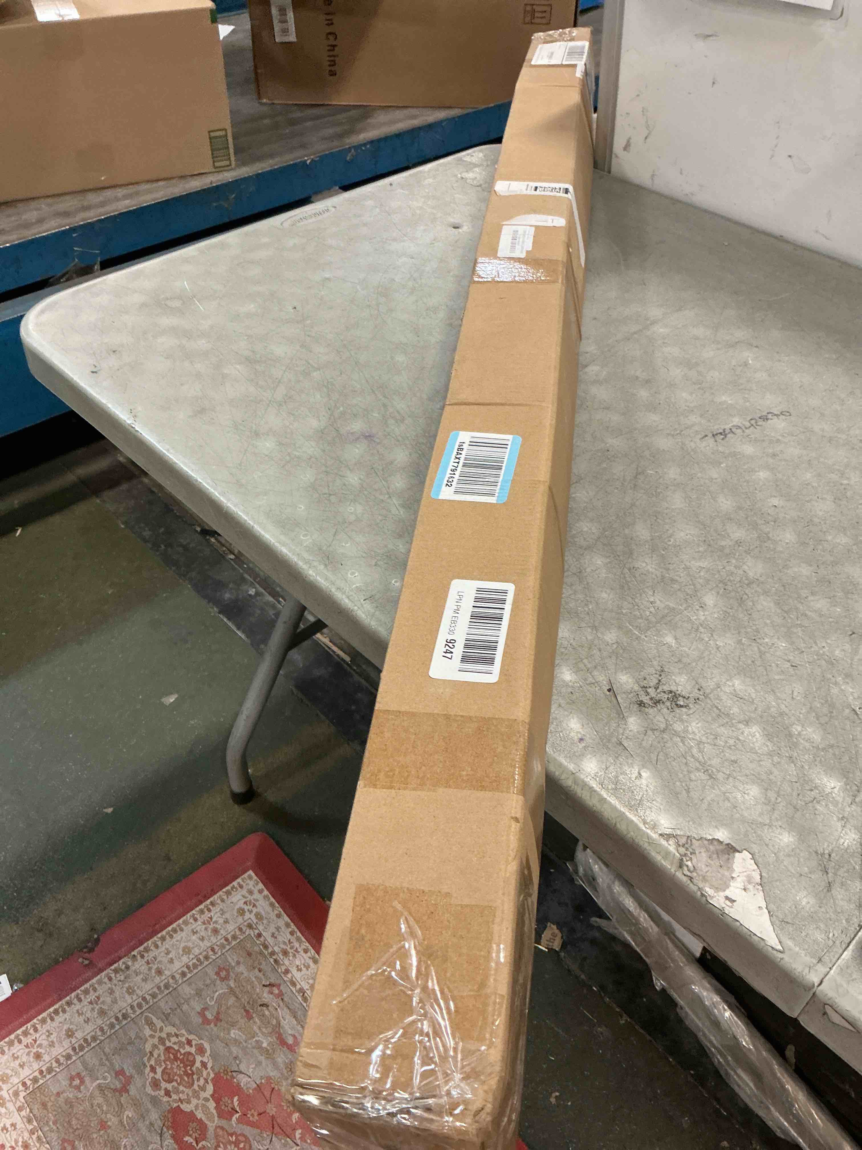https://s3.amazonaws.com/lotting-images-prod/bidfta/TEA2862006_1752780545950.jpeg