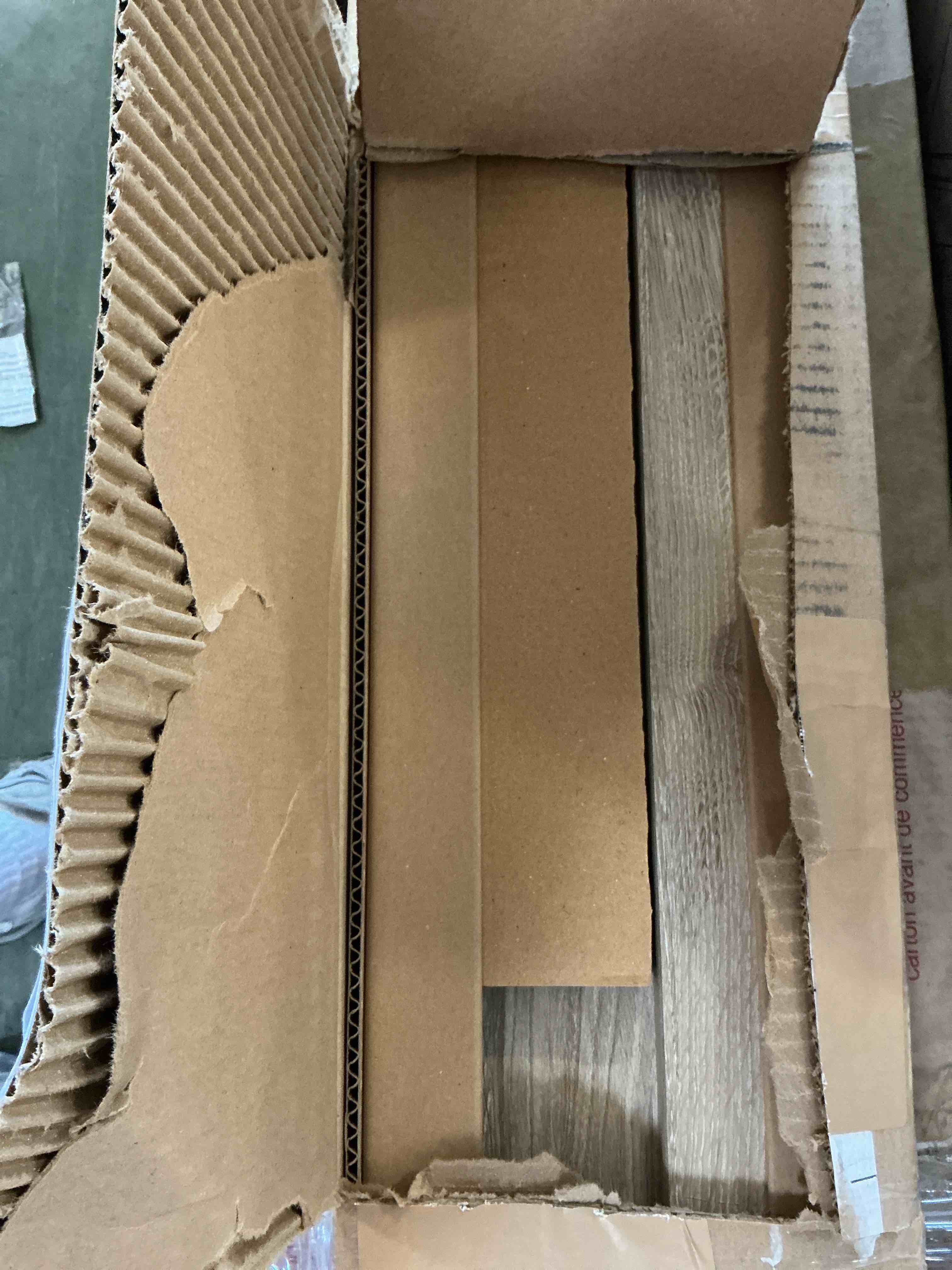 https://s3.amazonaws.com/lotting-images-prod/bidfta/TEA2867379_1753361168630.jpeg