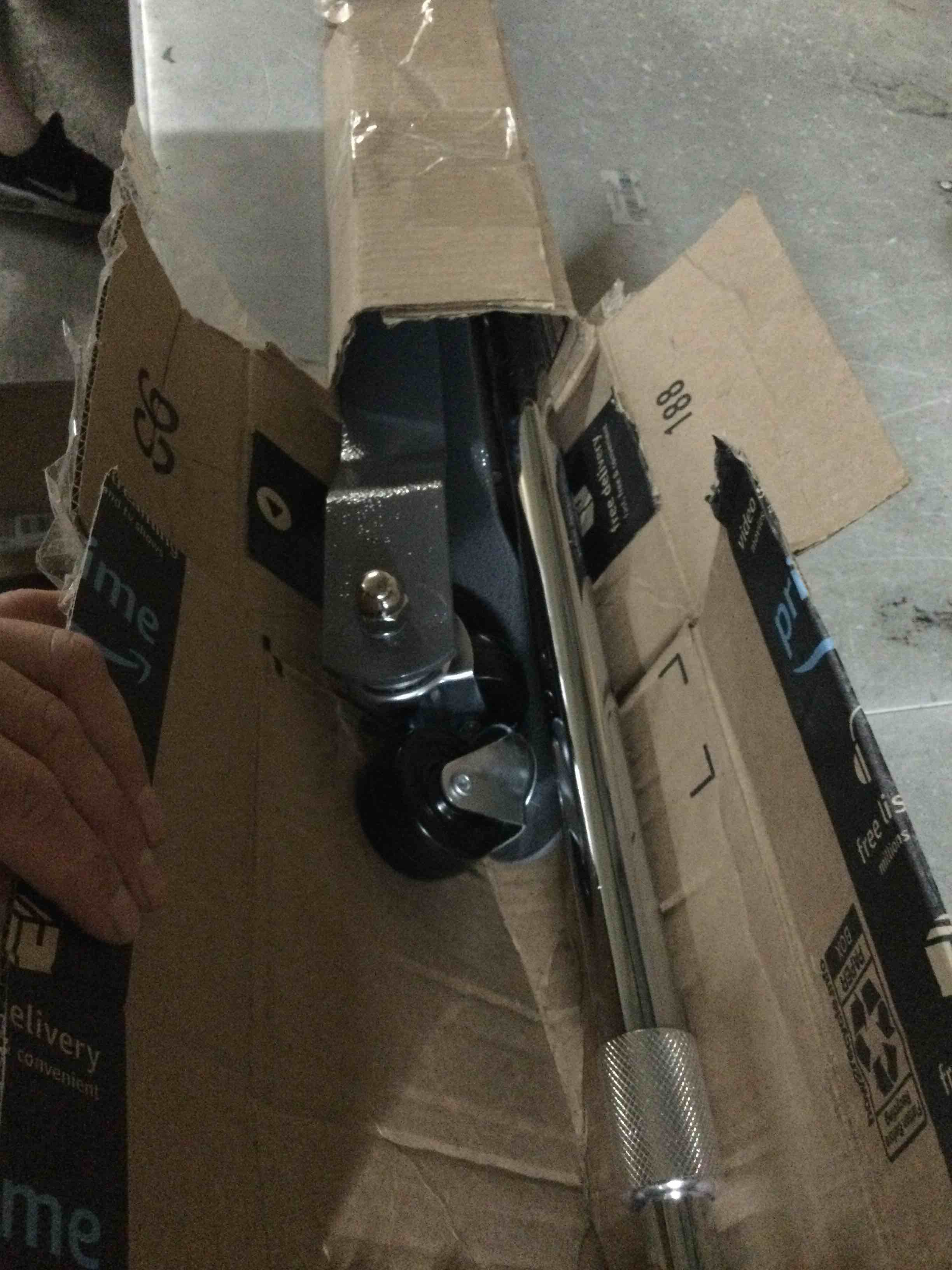 https://s3.amazonaws.com/lotting-images-prod/bidfta/TEA2868604_1755178282912.jpeg