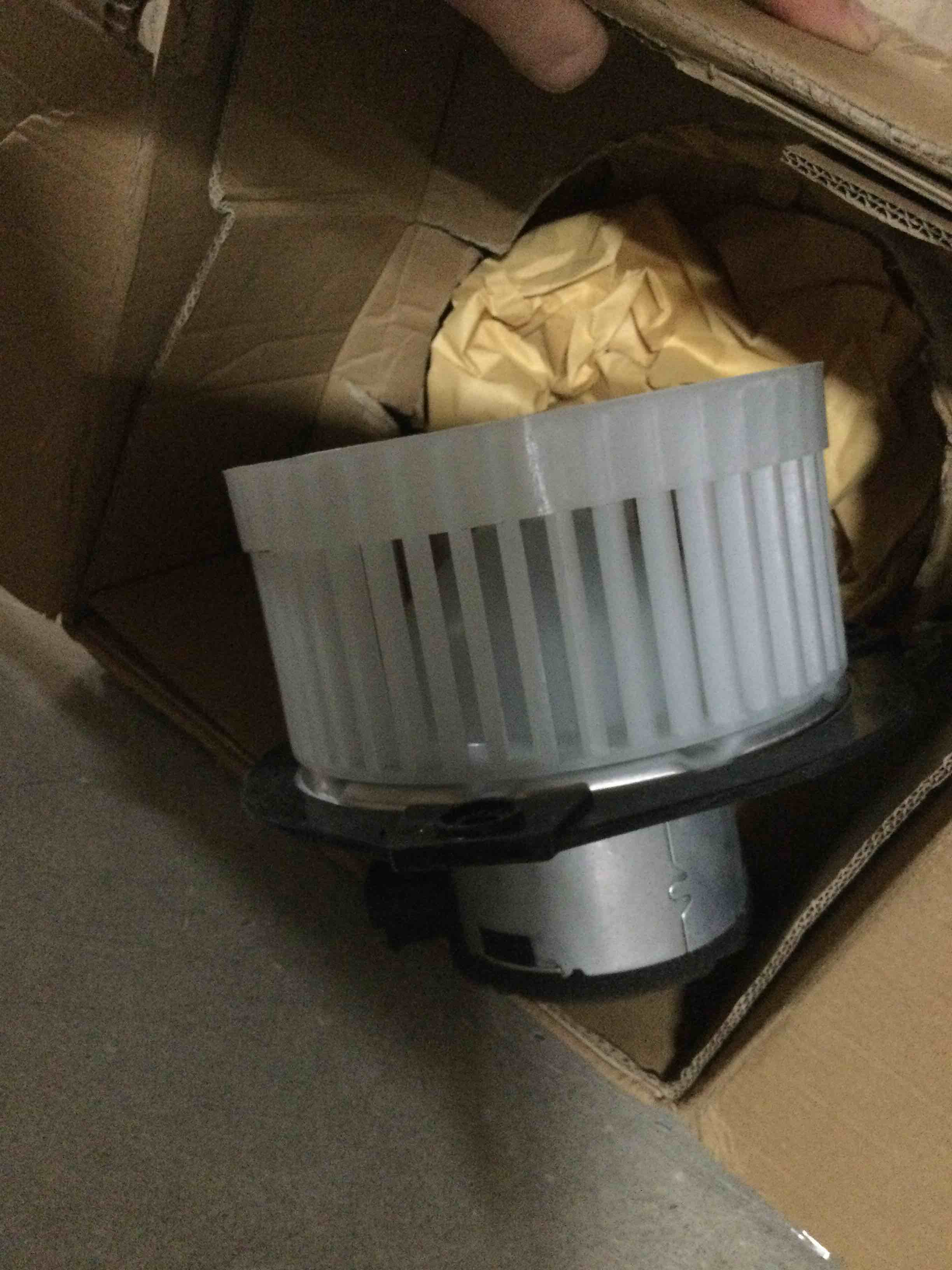 https://s3.amazonaws.com/lotting-images-prod/bidfta/TEA2868619_1755181513390.jpeg