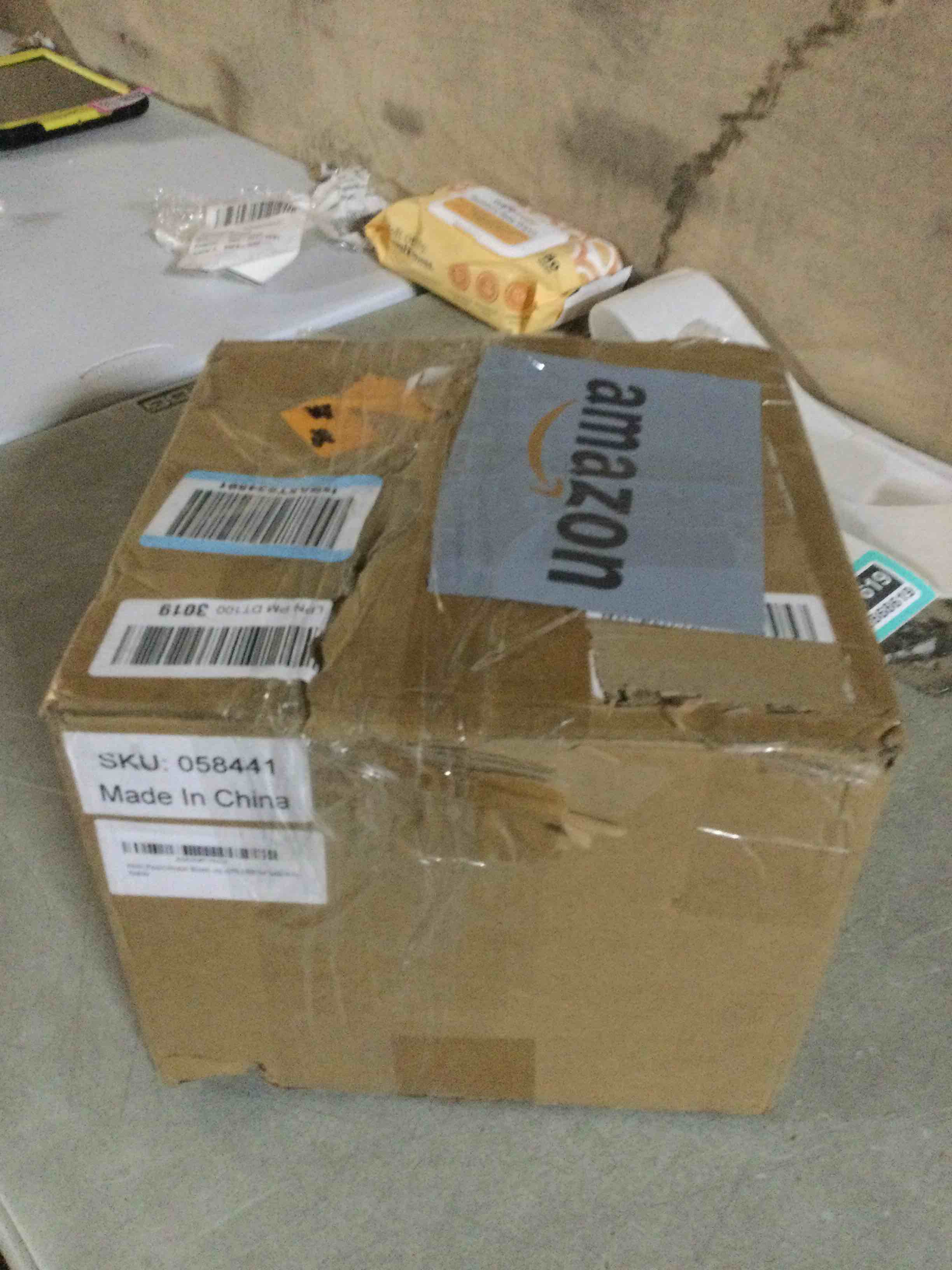 https://s3.amazonaws.com/lotting-images-prod/bidfta/TEA2868619_1755181540791.jpeg