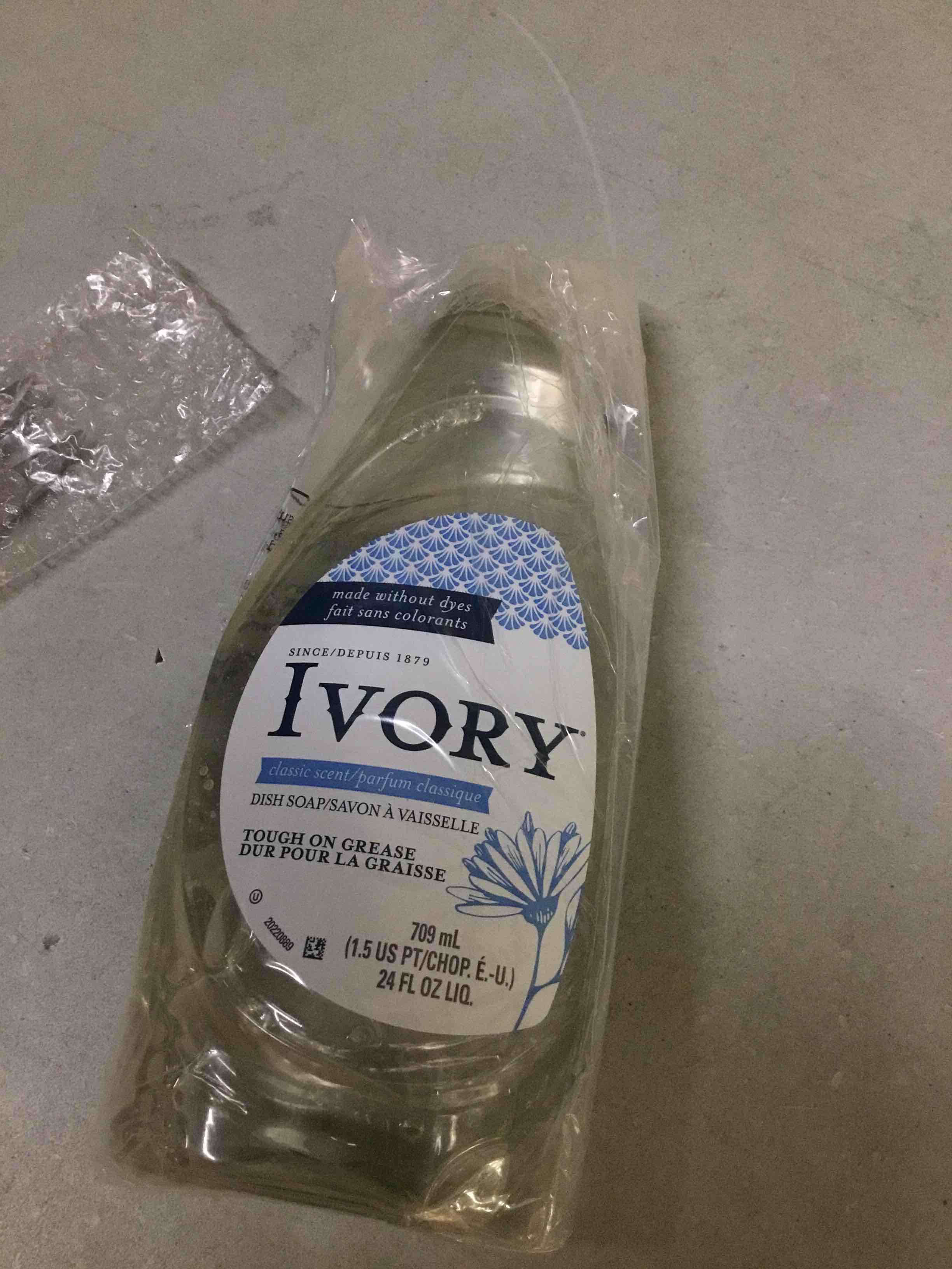 Condition photo showing New/Like New for ivory - dish detergent classic scent 24oz bottle product category: breakroom and janitorial/cleaning products"