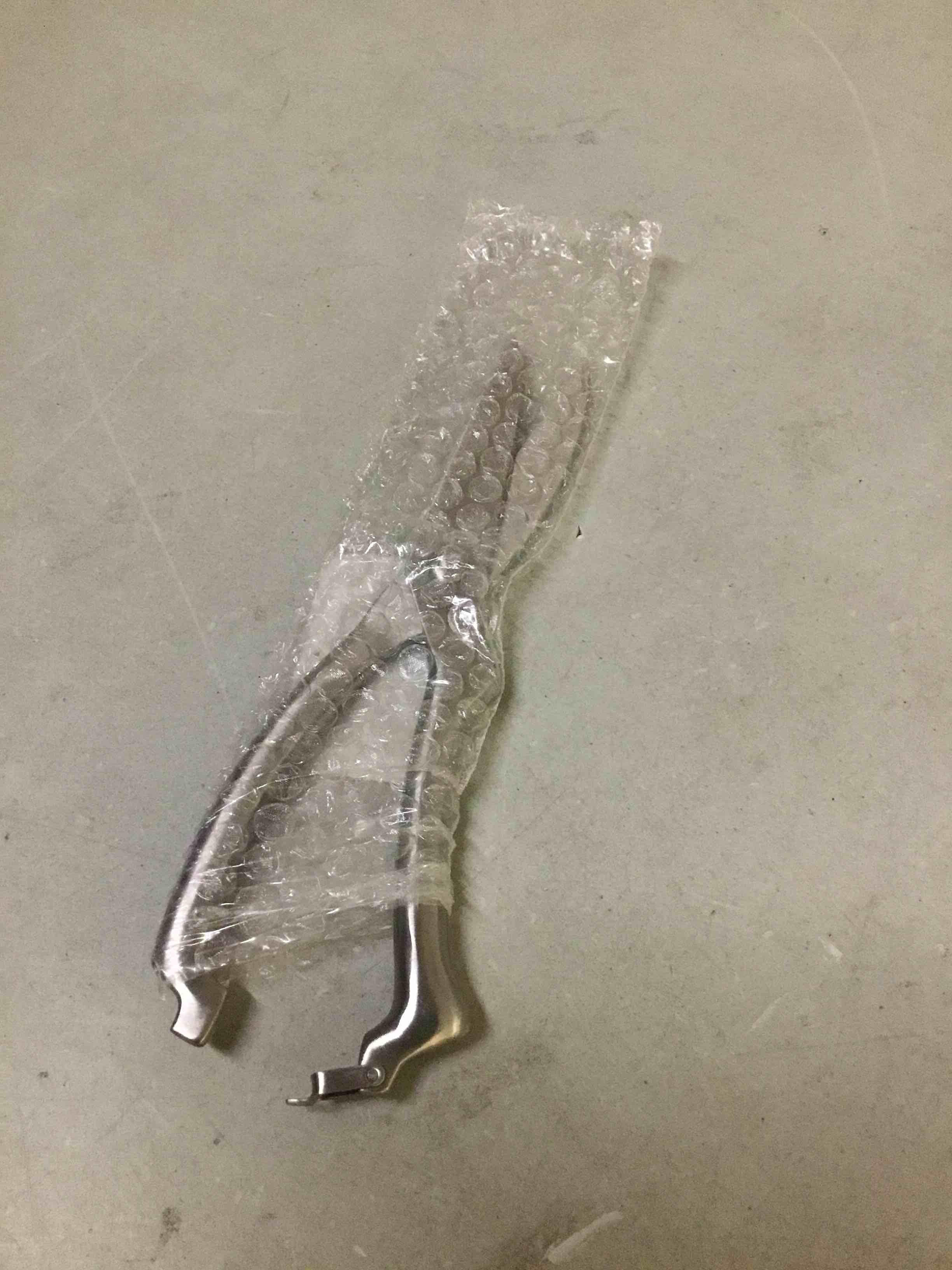 Condition photo showing New/Like New for 1 pack  kitchen shears