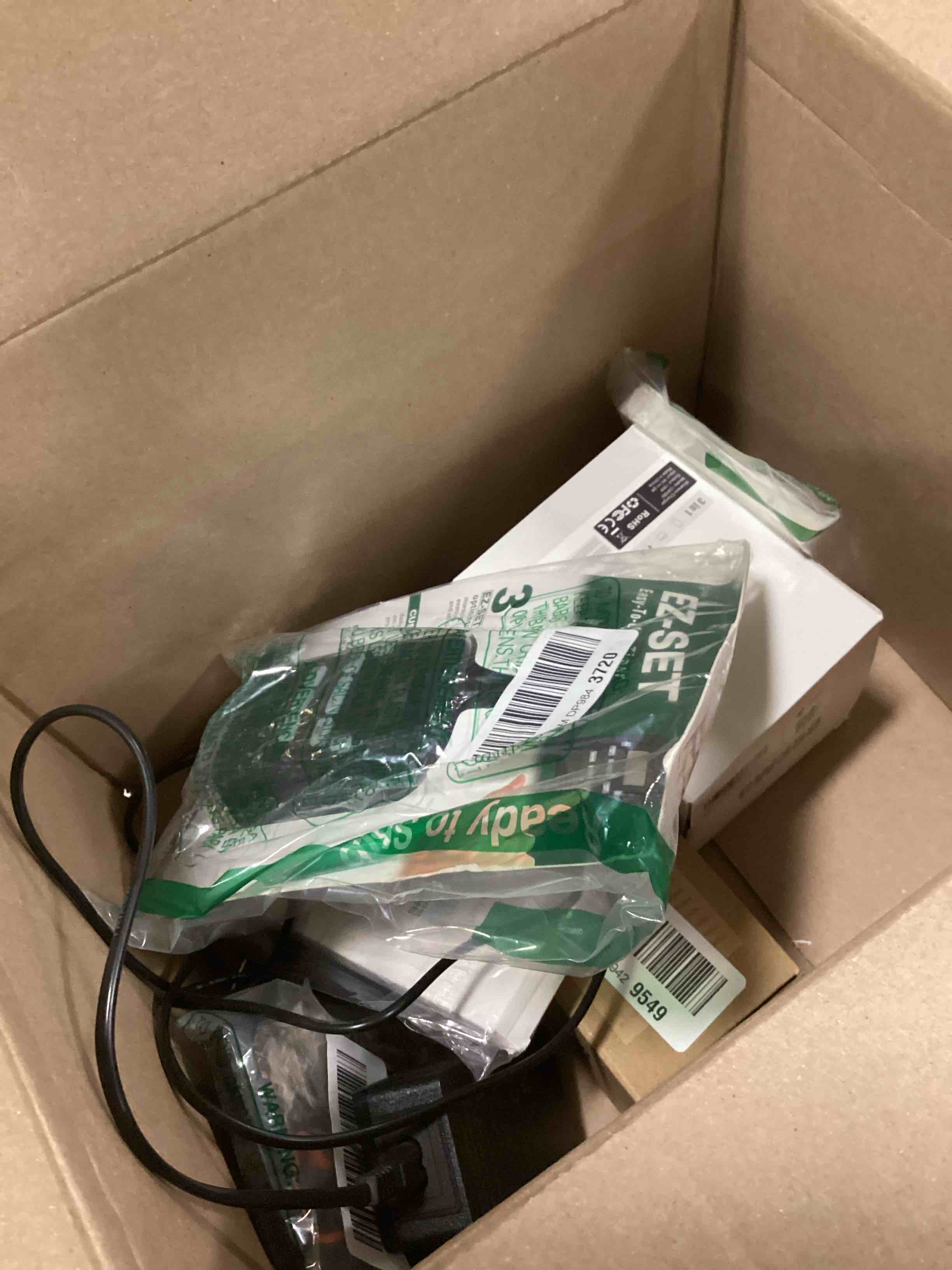 https://s3.amazonaws.com/lotting-images-prod/bidfta/TEA3209264_1752844885165.jpeg