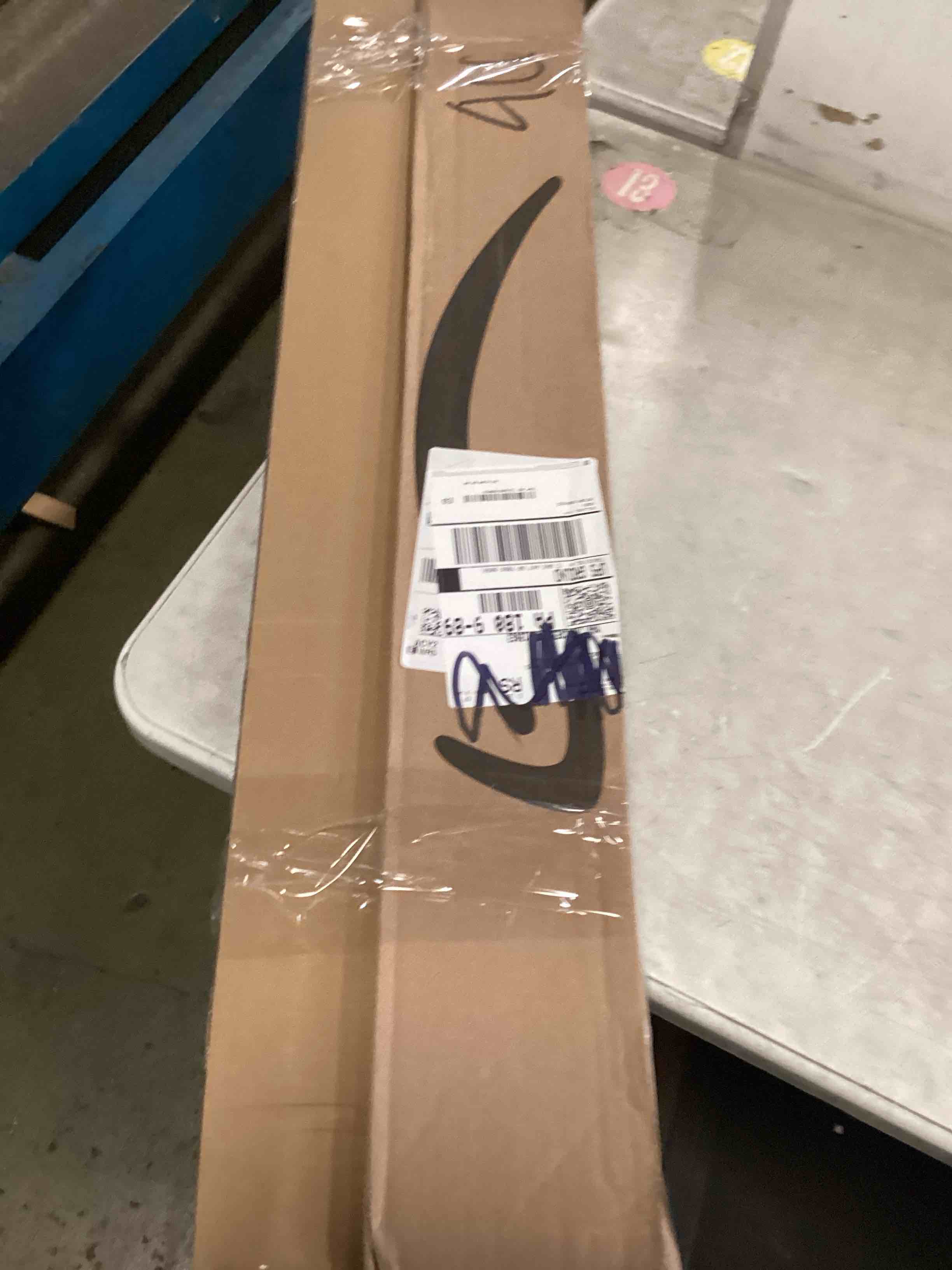 https://s3.amazonaws.com/lotting-images-prod/bidfta/TEA3210508_1753378555108.jpeg