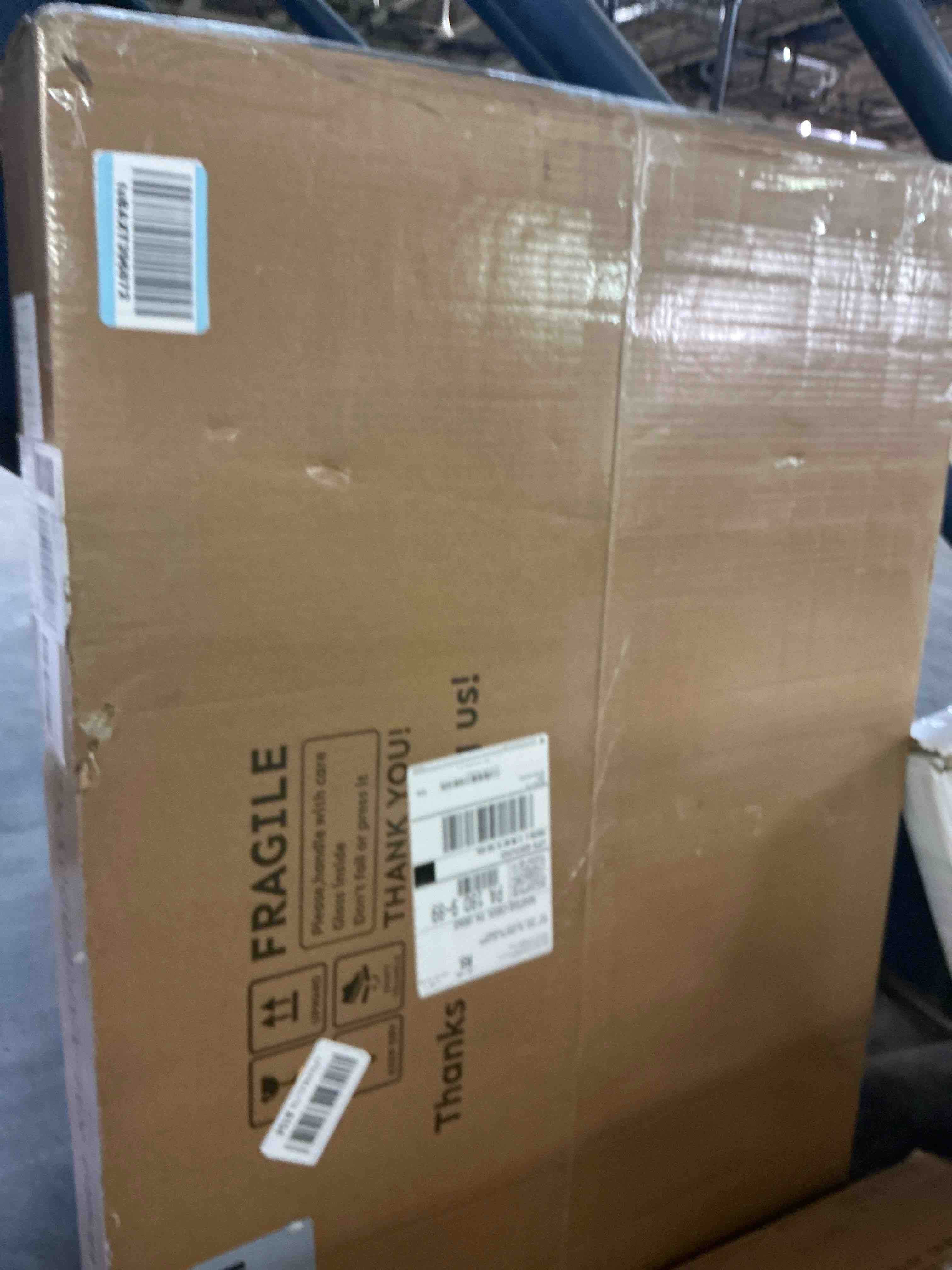 https://s3.amazonaws.com/lotting-images-prod/bidfta/TEA3211010_1759194292791.jpeg