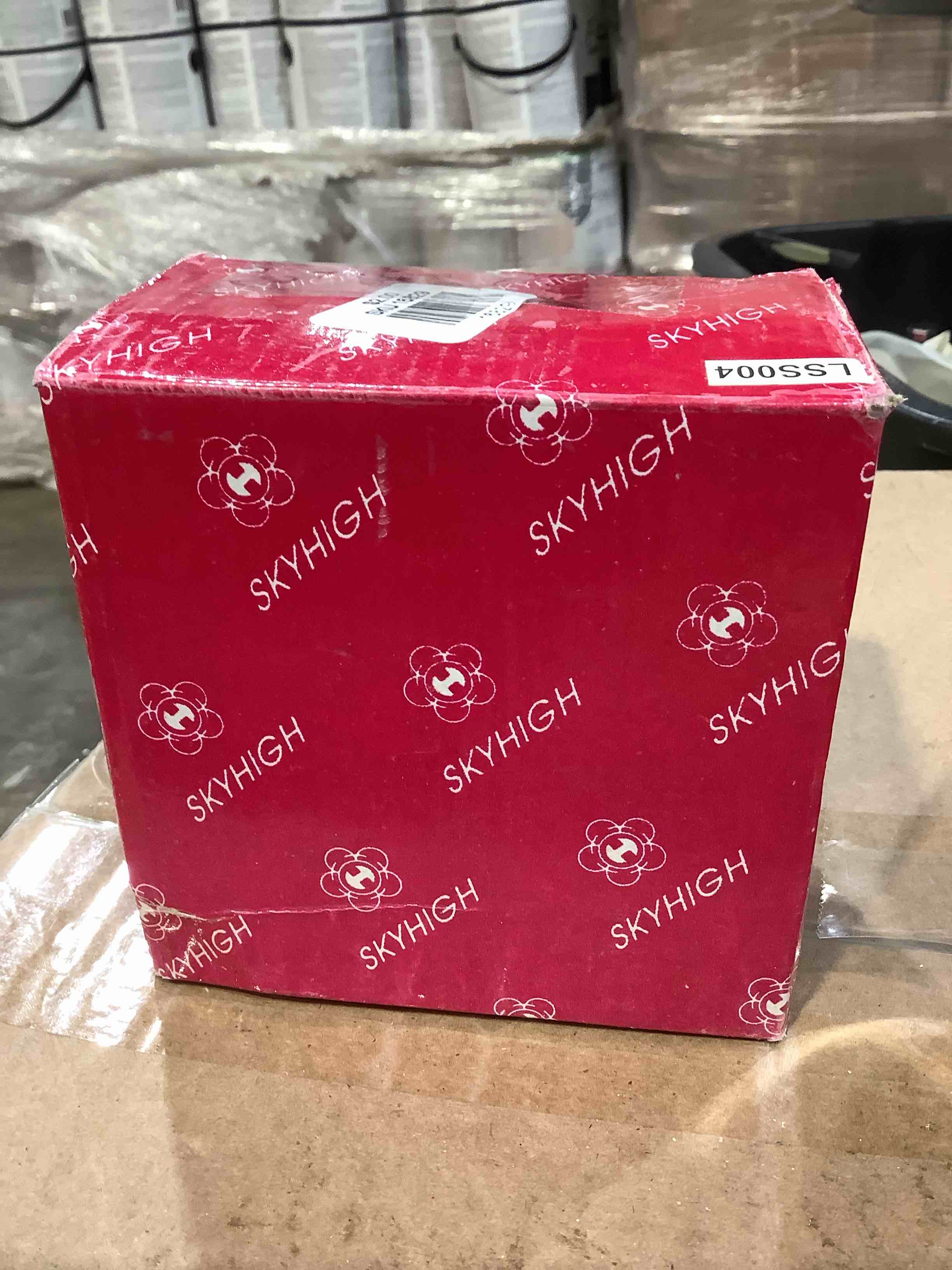 Condition photo showing Good Condition for skyhigh glass dolphin decoration 